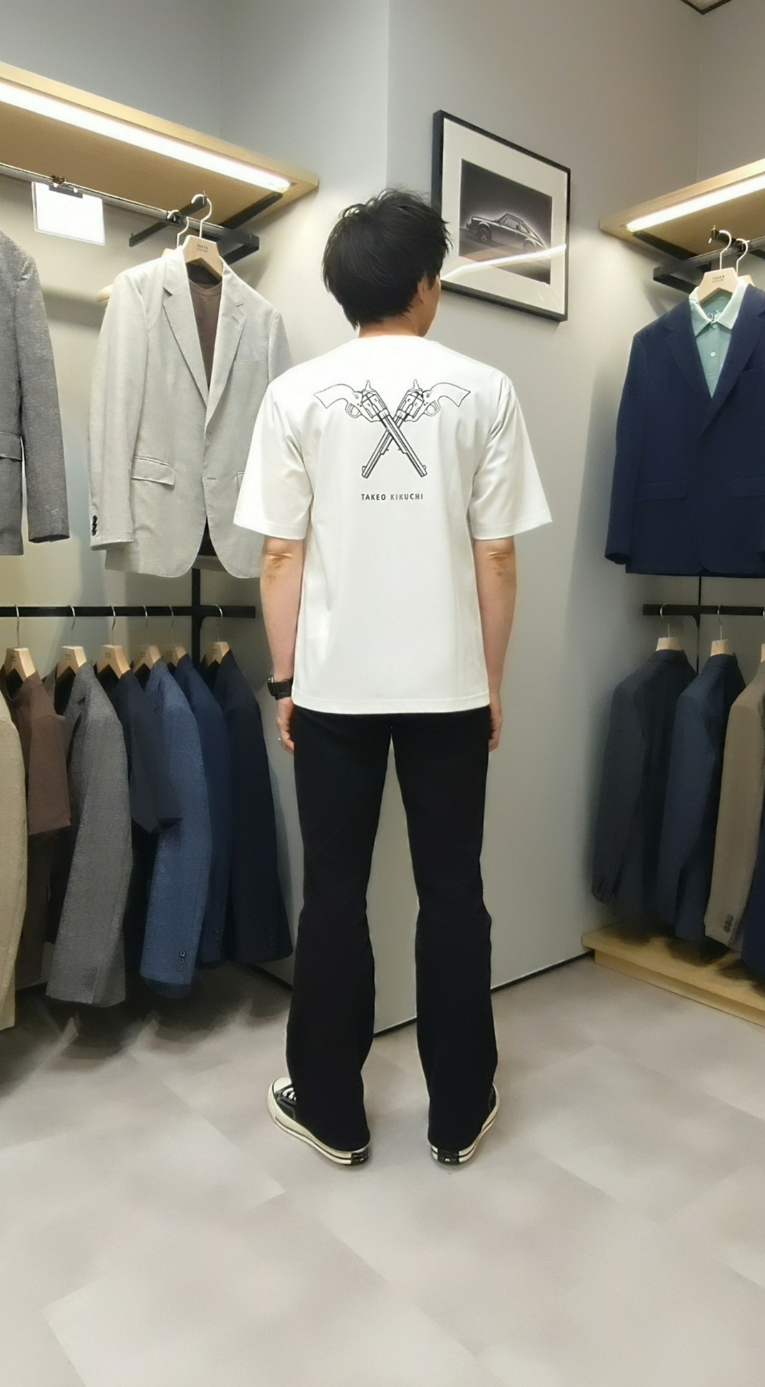 kawamuさんの「TAKEO KIKUCHI｜【BOWLER HAT LABEL】アイスクリアコットン バッククロスピストル 半袖Tシャツ」を使ったコーディネート