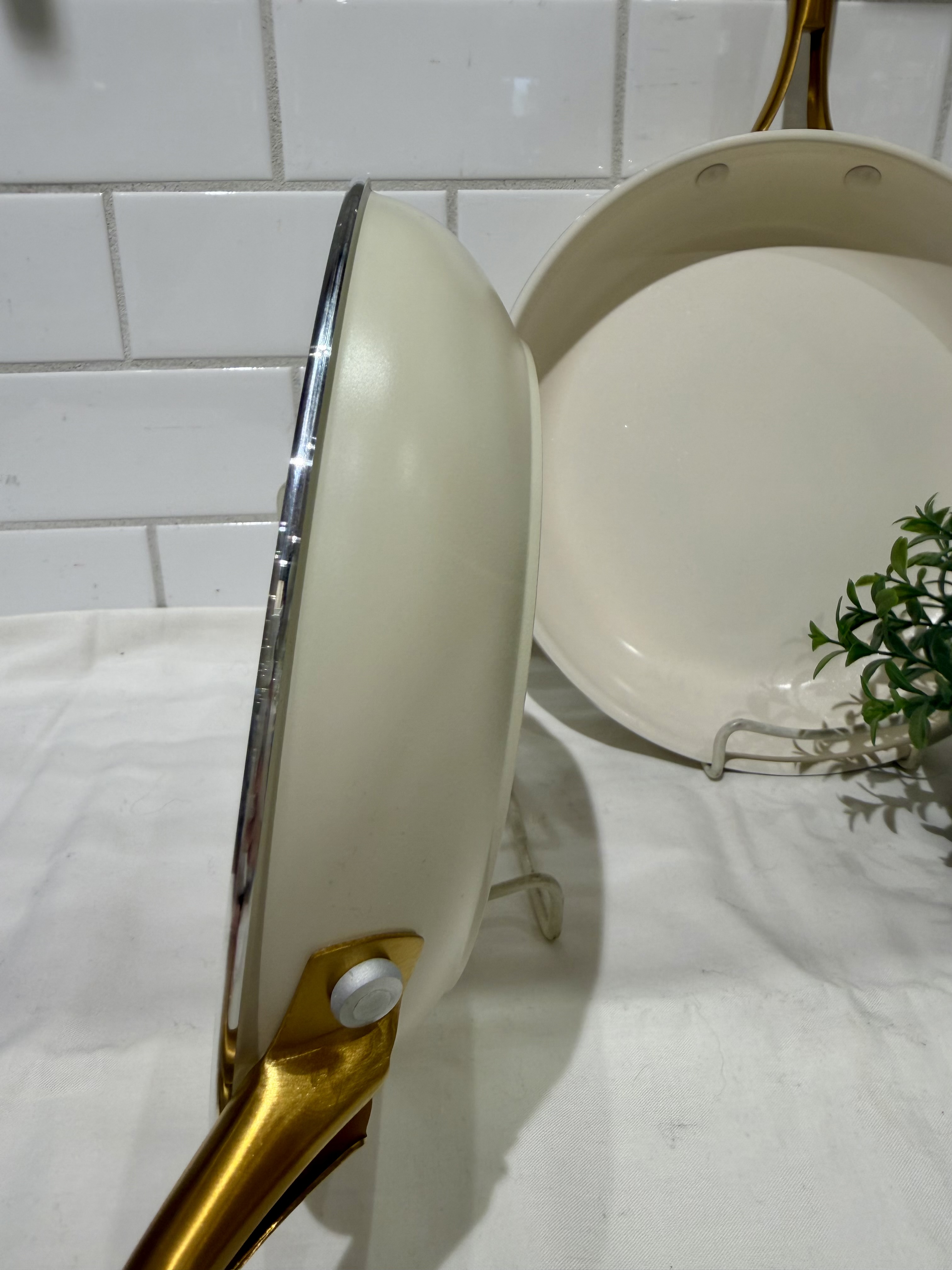 usaminさんの「212 KITCHEN STORE｜ストゥディオ フライパン 26cm WH ＜GreenPan グリーンパン＞」を使ったコーディネート