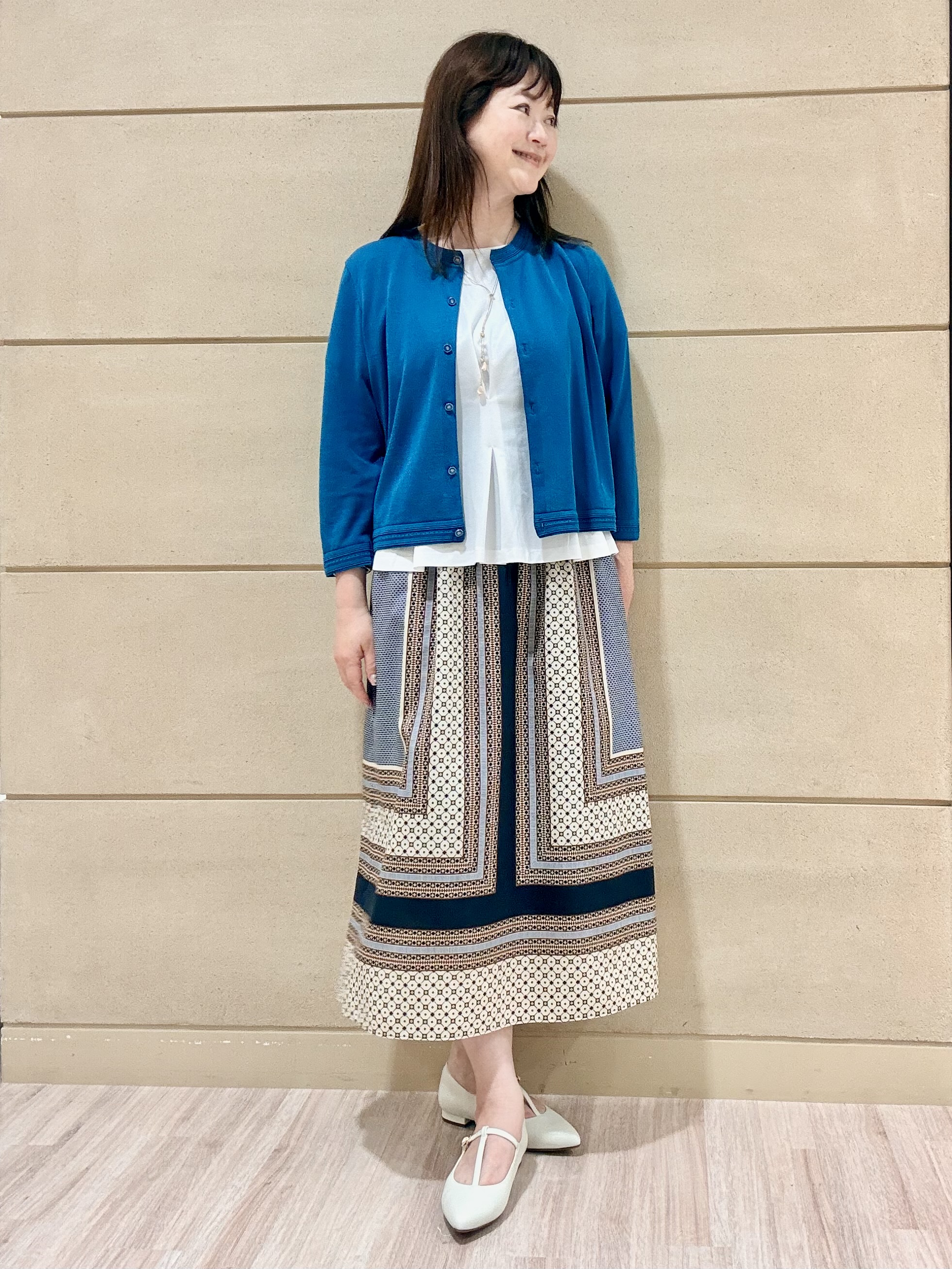 Marさんの「Reflect｜【UVカット／接触冷感／吸水速乾】タックデザインフレアトップス」を使ったコーディネート