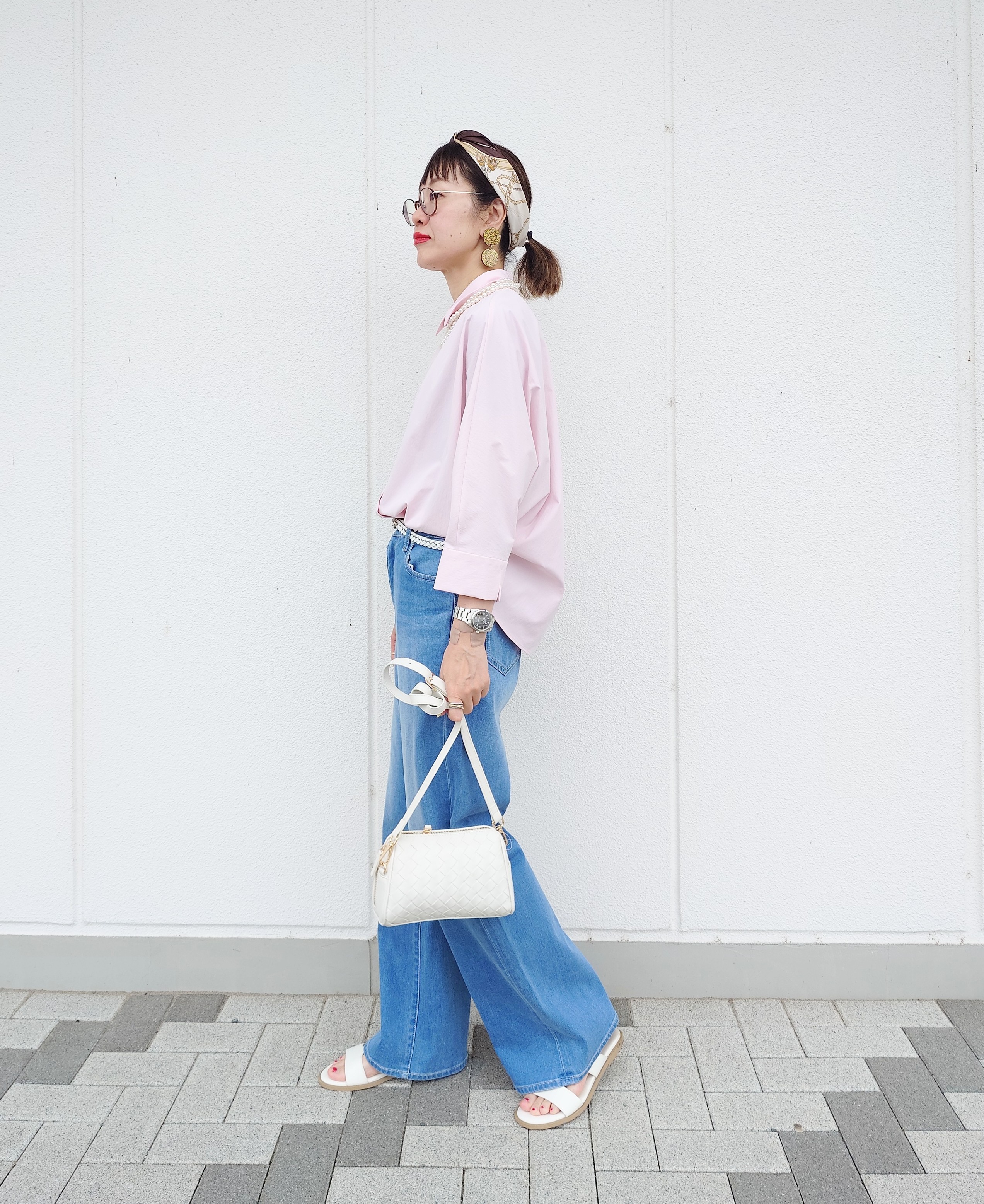 MUTSUKOさんの「UNTITLED｜【接触冷感/吸水速乾/UVカット】ドルマンスリーブシャツ」を使ったコーディネート
