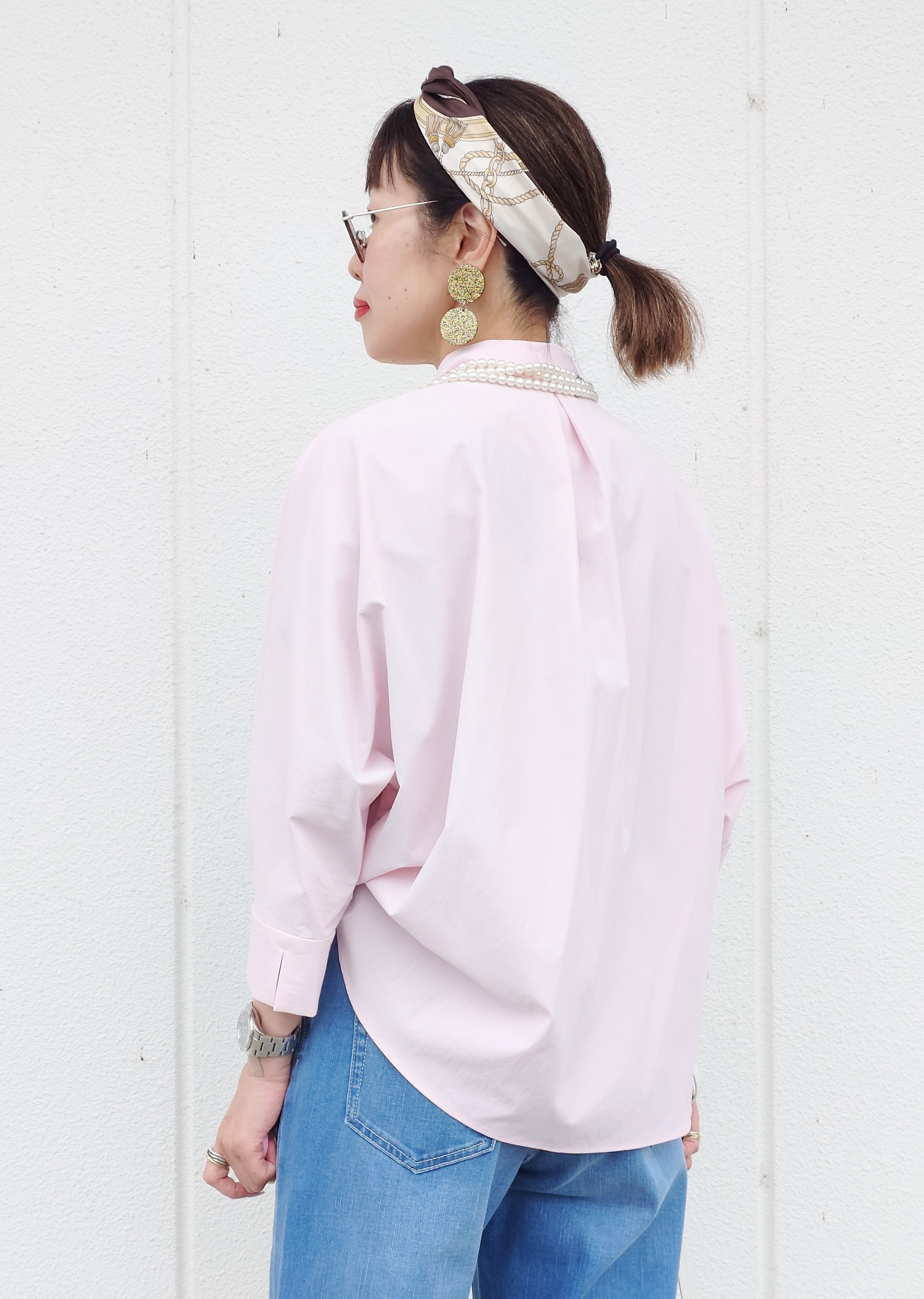 MUTSUKOさんの「UNTITLED｜【接触冷感/吸水速乾/UVカット】ドルマンスリーブシャツ」を使ったコーディネート