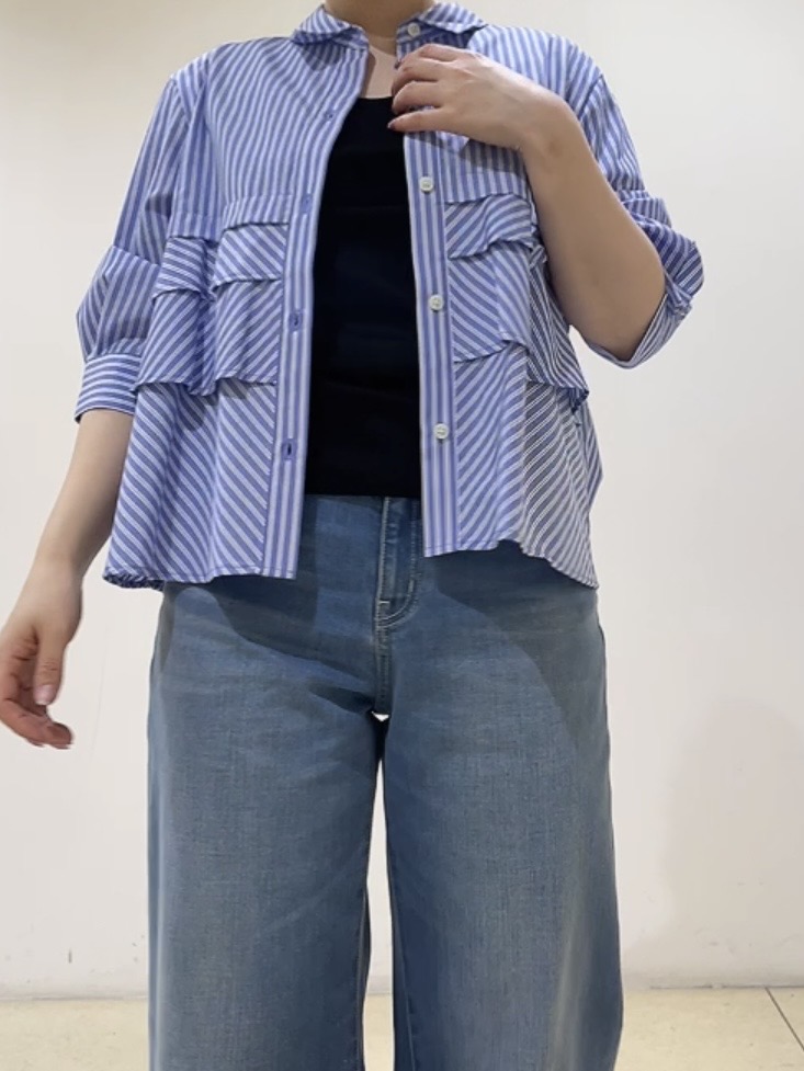watanabeさんの「UNTITLED｜【UVケア／吸汗速乾／着映え】ティアードストライプシャツ」を使ったコーディネート