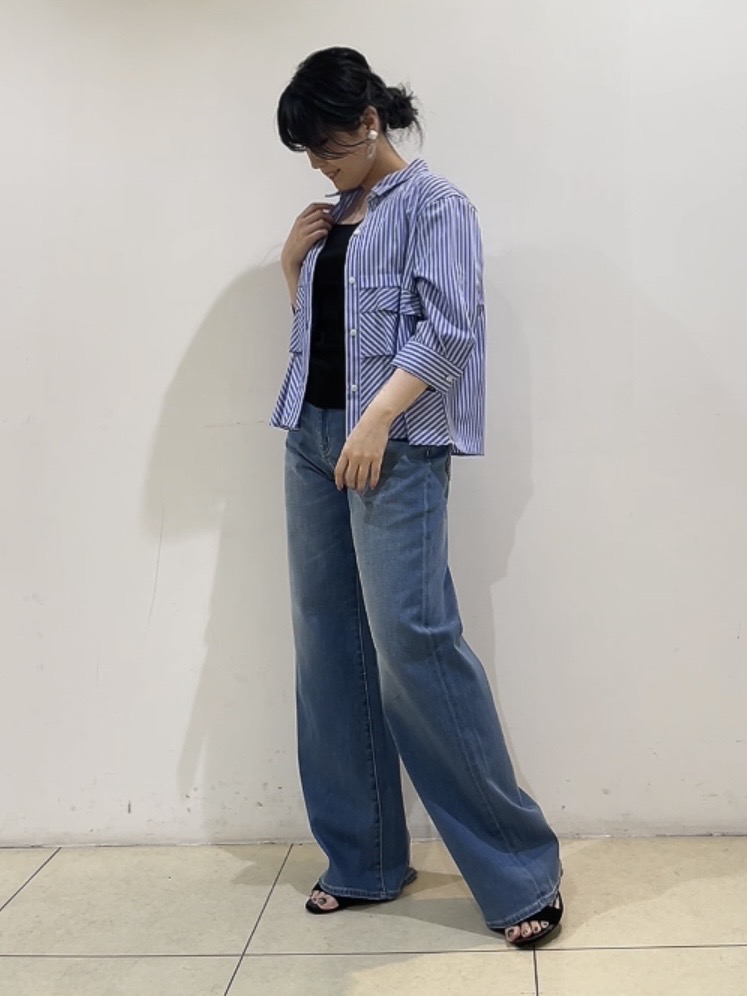 watanabeさんの「UNTITLED｜【UVケア／吸汗速乾／着映え】ティアードストライプシャツ」を使ったコーディネート