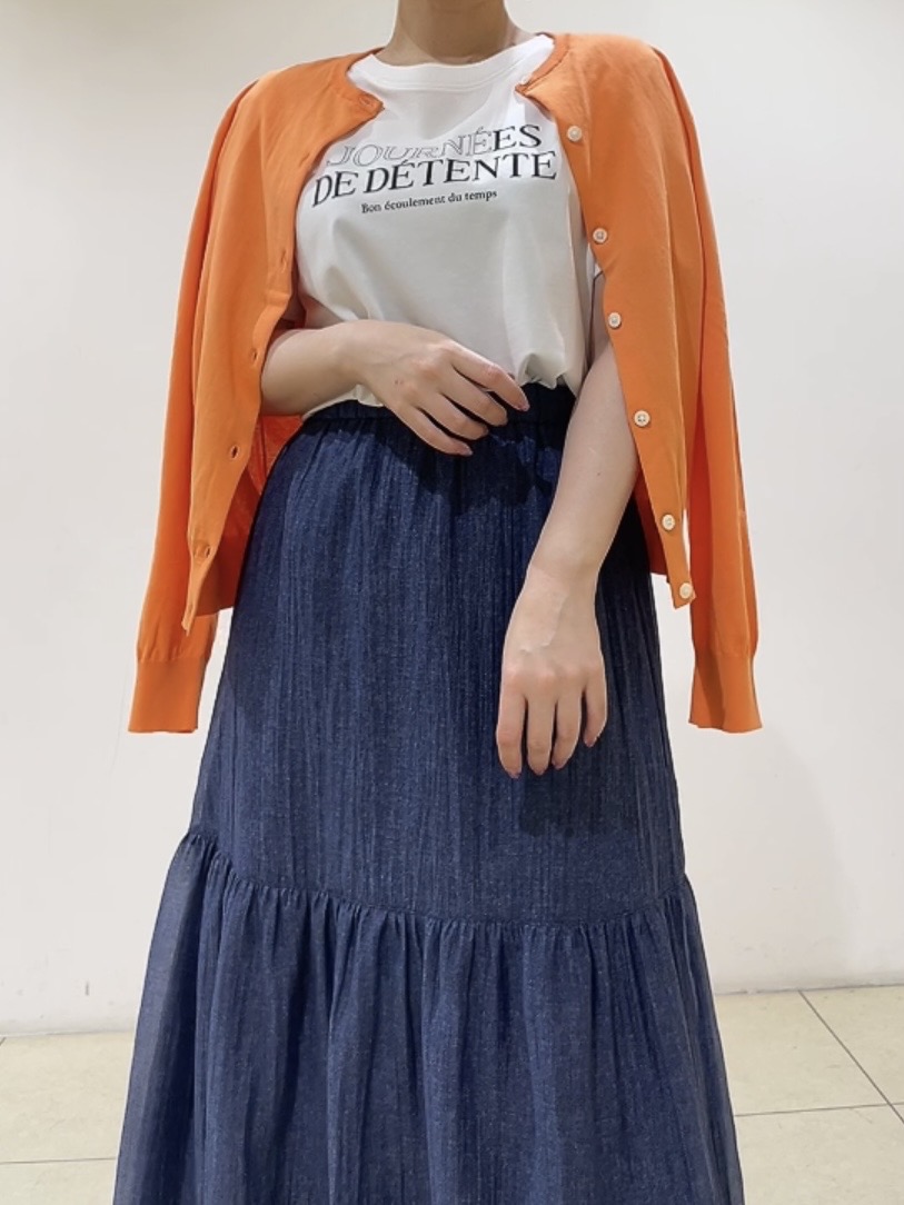 watanabeさんの「UNTITLED｜【9色展開/アンサンブル可】コットンクルーネックカーディガン」を使ったコーディネート