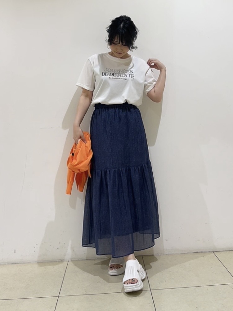 watanabeさんの「UNTITLED｜【9色展開/アンサンブル可】コットンクルーネックカーディガン」を使ったコーディネート