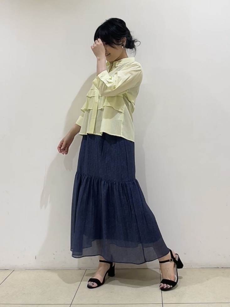 watanabeさんの「UNTITLED｜【UVケア／吸汗速乾／着映え】ティアードストライプシャツ」を使ったコーディネート