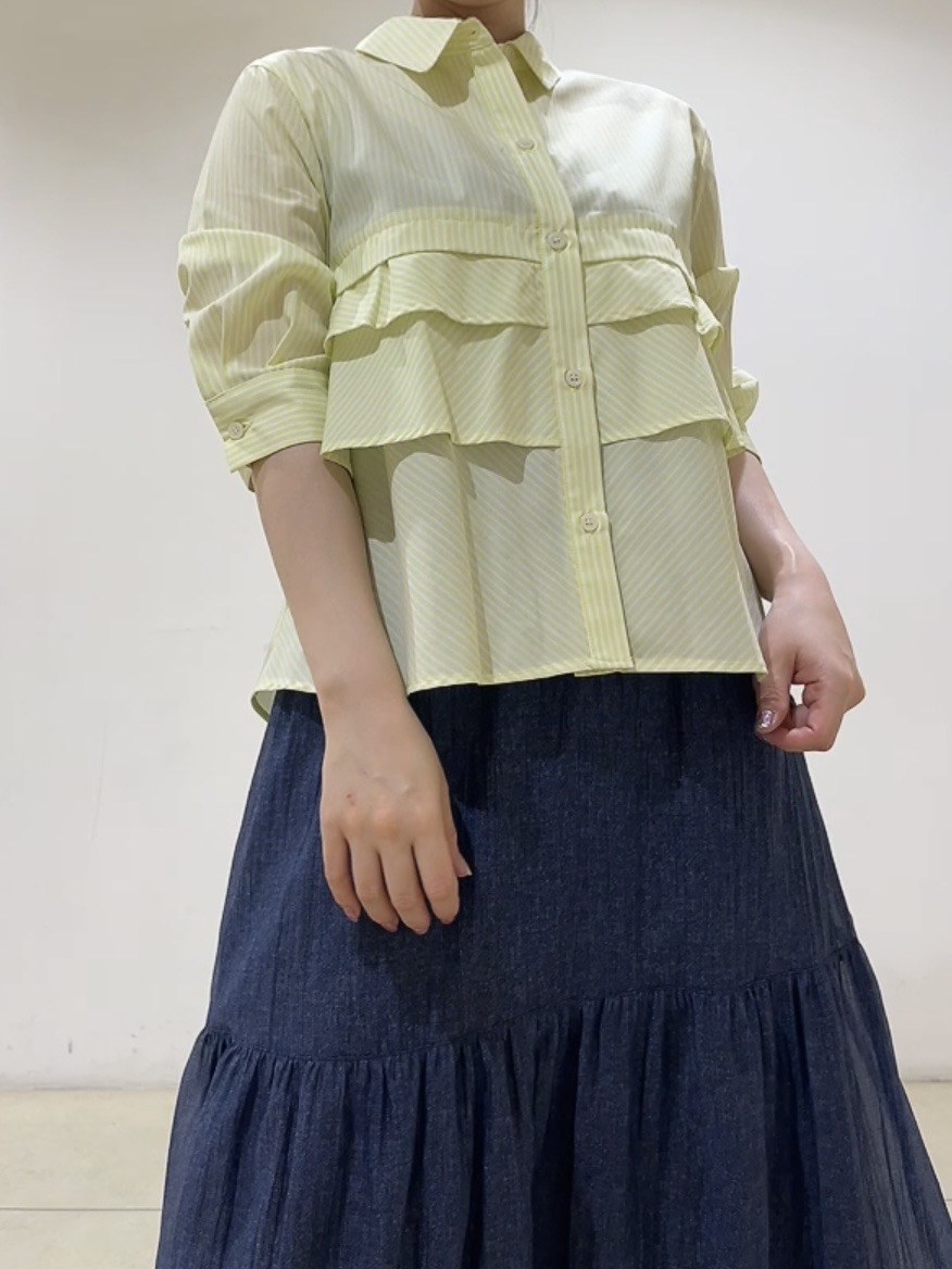 watanabeさんの「UNTITLED｜【UVケア／吸汗速乾／着映え】ティアードストライプシャツ」を使ったコーディネート