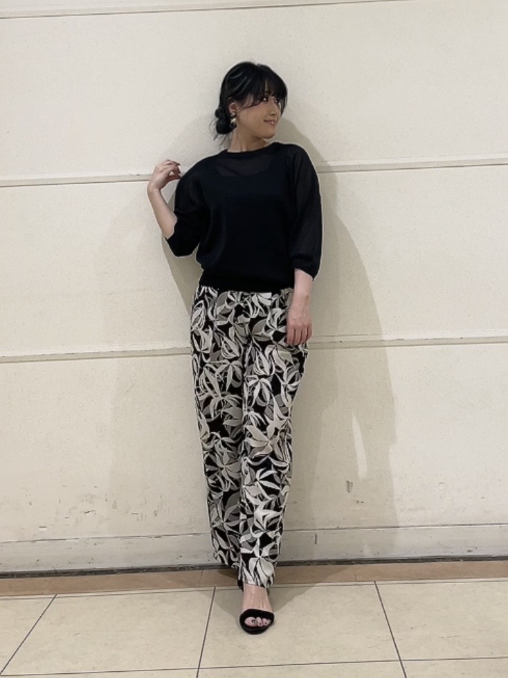 watanabeさんの「UNTITLED｜【洗える/ゆったり】クルーネックドライニット」を使ったコーディネート