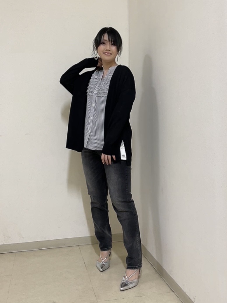 watanabeさんの「UNTITLED｜コットンリネンカーディガン」を使ったコーディネート