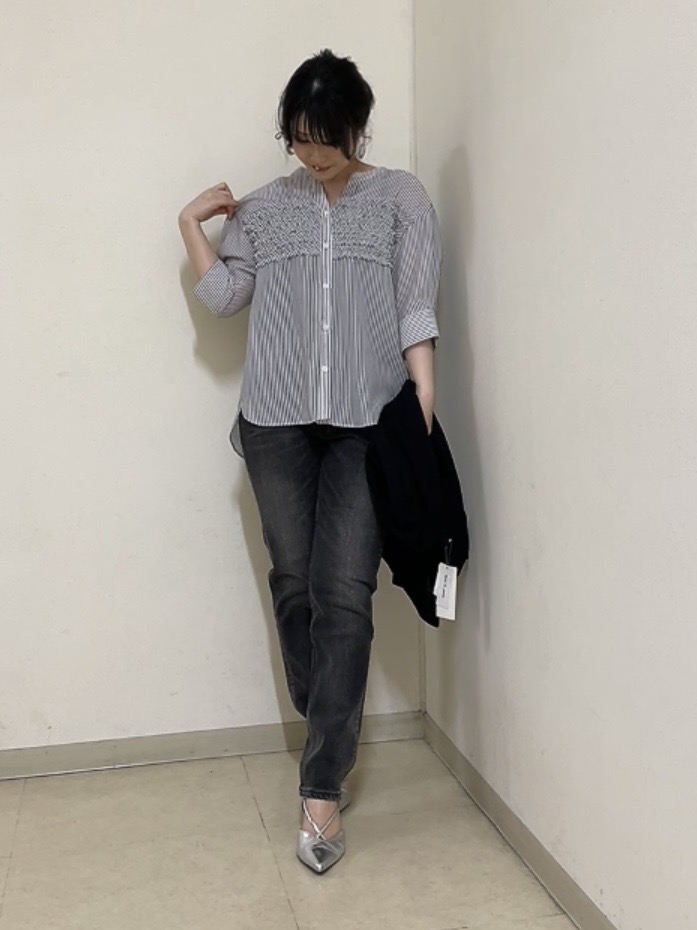 watanabeさんの「UNTITLED｜コットンリネンカーディガン」を使ったコーディネート