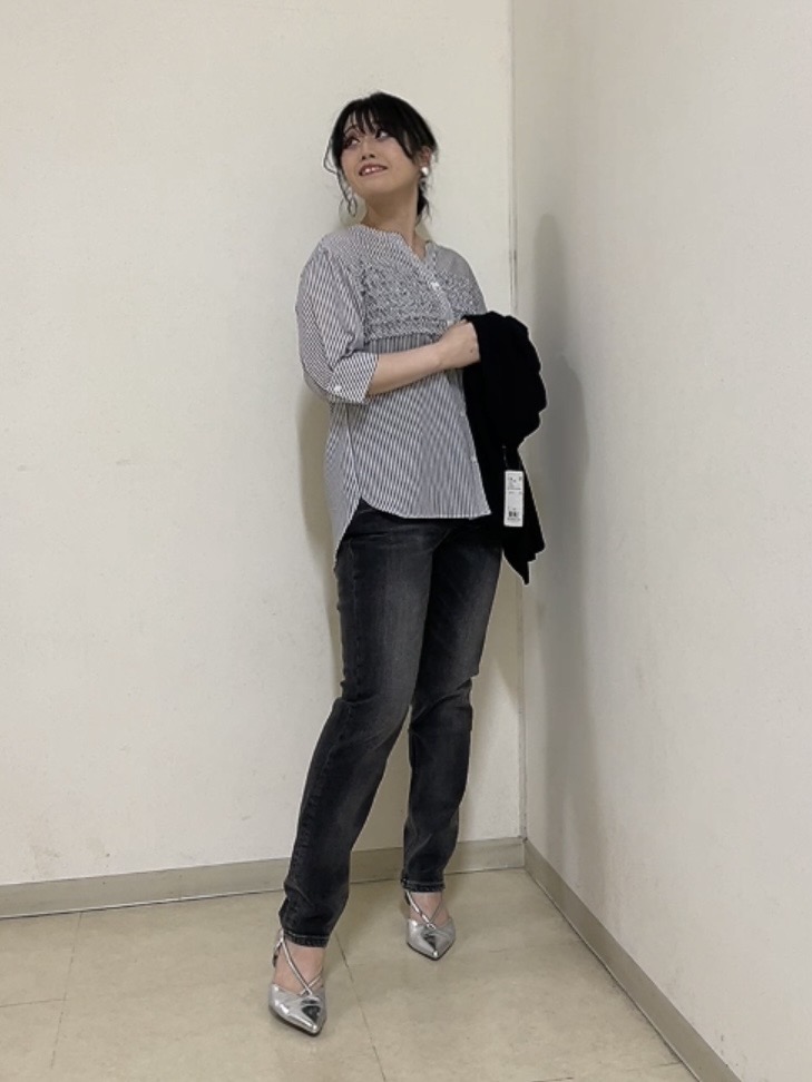 watanabeさんの「UNTITLED｜コットンリネンカーディガン」を使ったコーディネート
