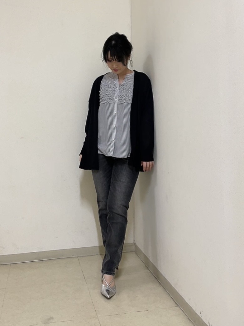watanabeさんの「UNTITLED｜コットンリネンカーディガン」を使ったコーディネート
