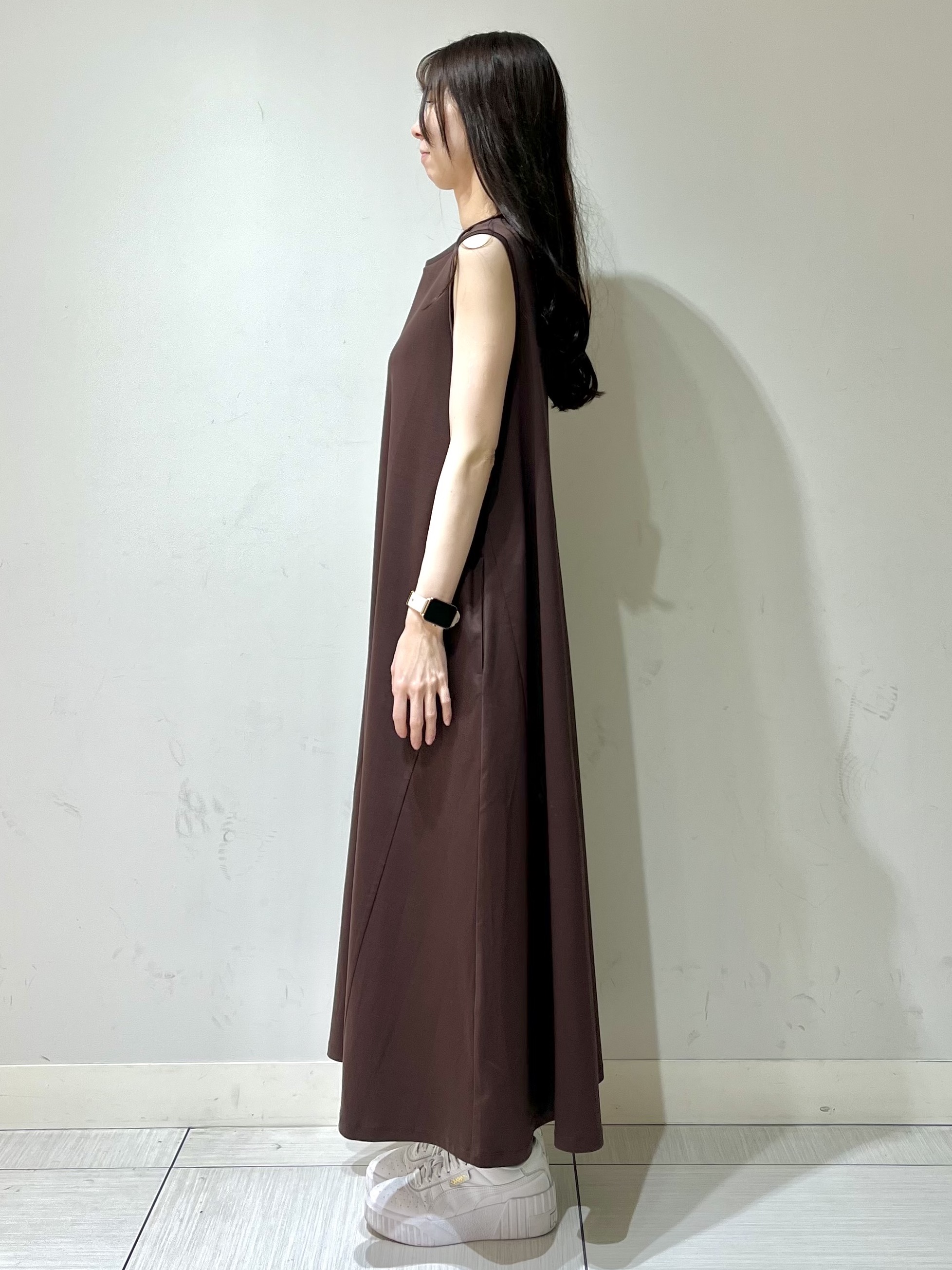 ことさんの「DRESSTERIOR｜【接触冷感／抗菌防臭／消臭/ウォッシャブル】アイスクリアコットン フレンチスリーブワンピース」を使ったコーディネート