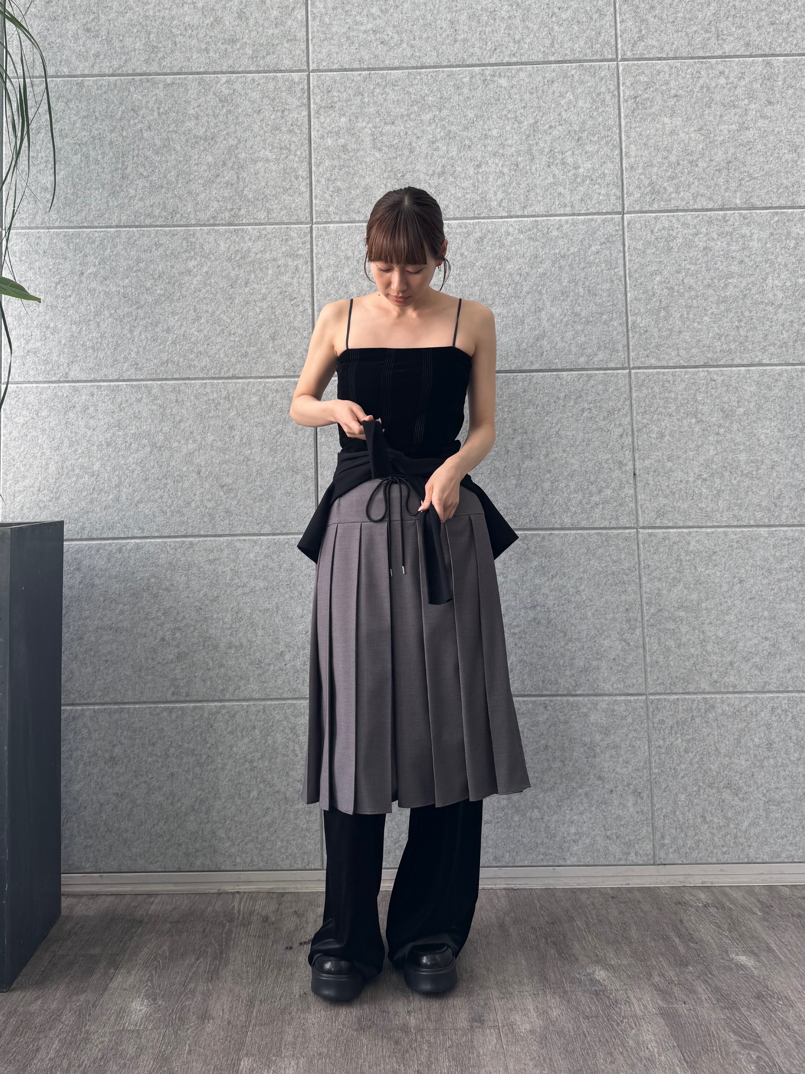 designer yukaさんの「CODE A｜velour easy pants」を使ったコーディネート