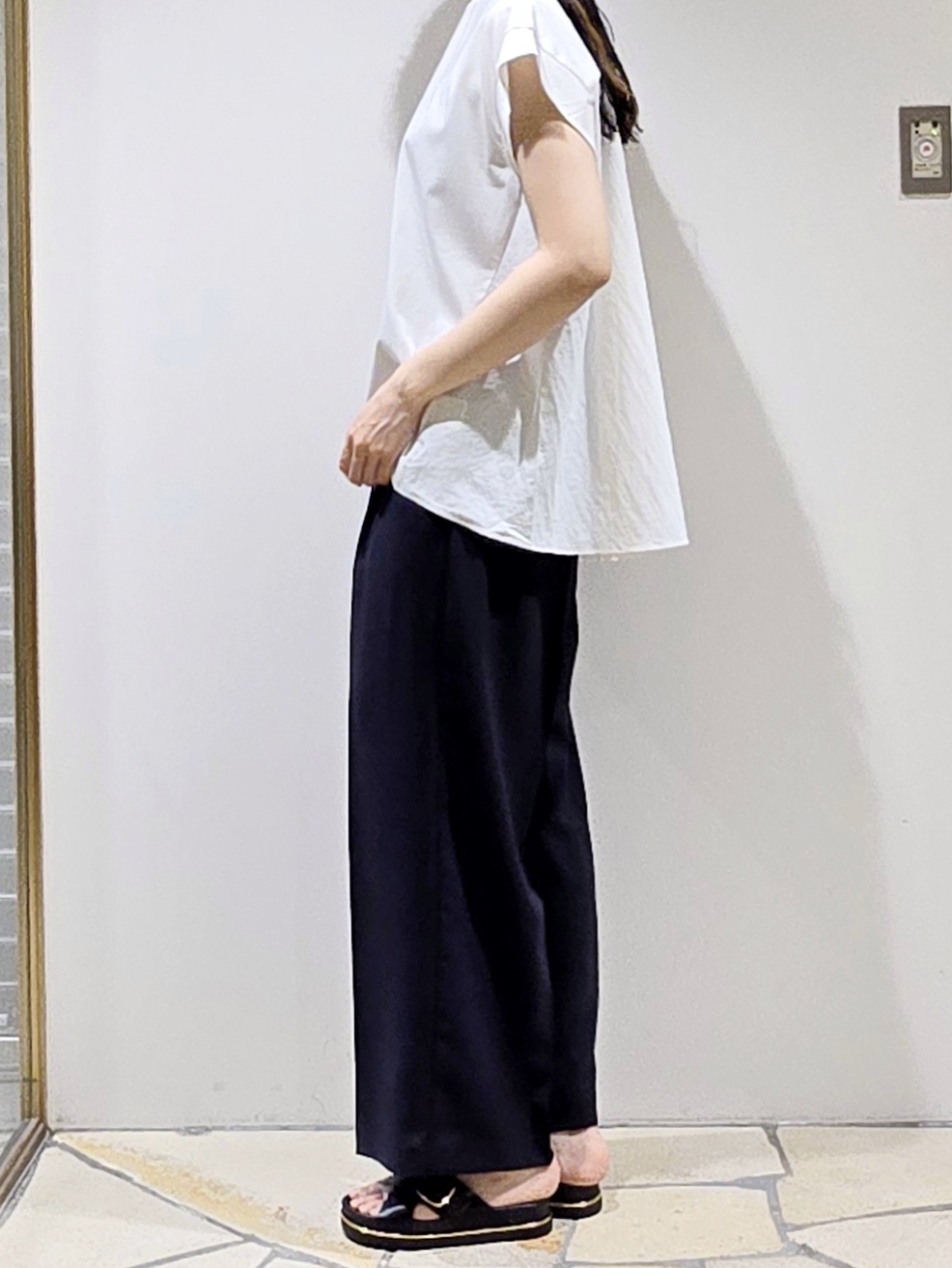 mochiさんの「index｜【接触冷感】バックフレアドッキングカットソー《洗濯機OK》」を使ったコーディネート
