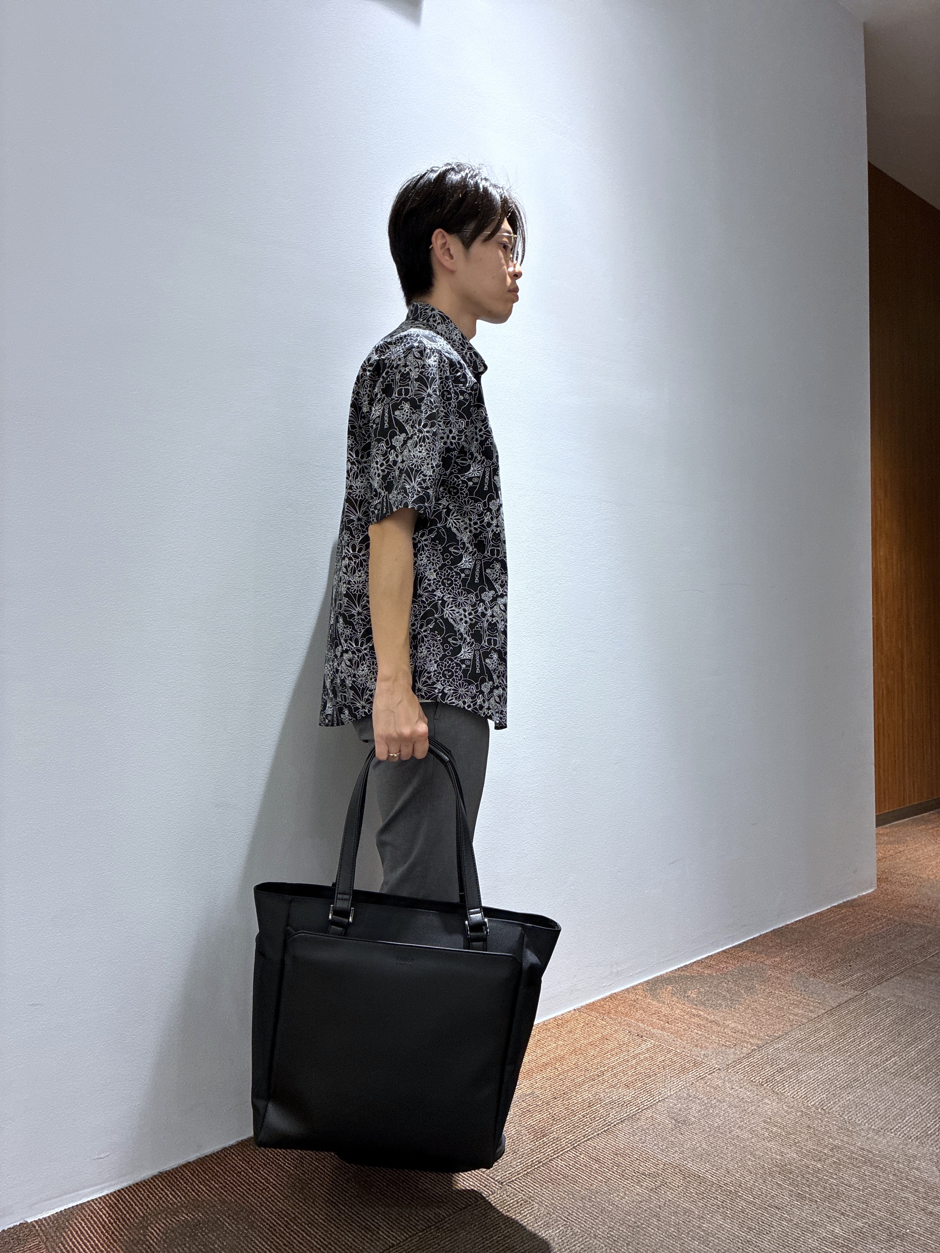 わいずみさんの「TAKEO KIKUCHI｜【BOWLER HAT LABEL】ビリケンさんプリント 半袖シャツ」を使ったコーディネート