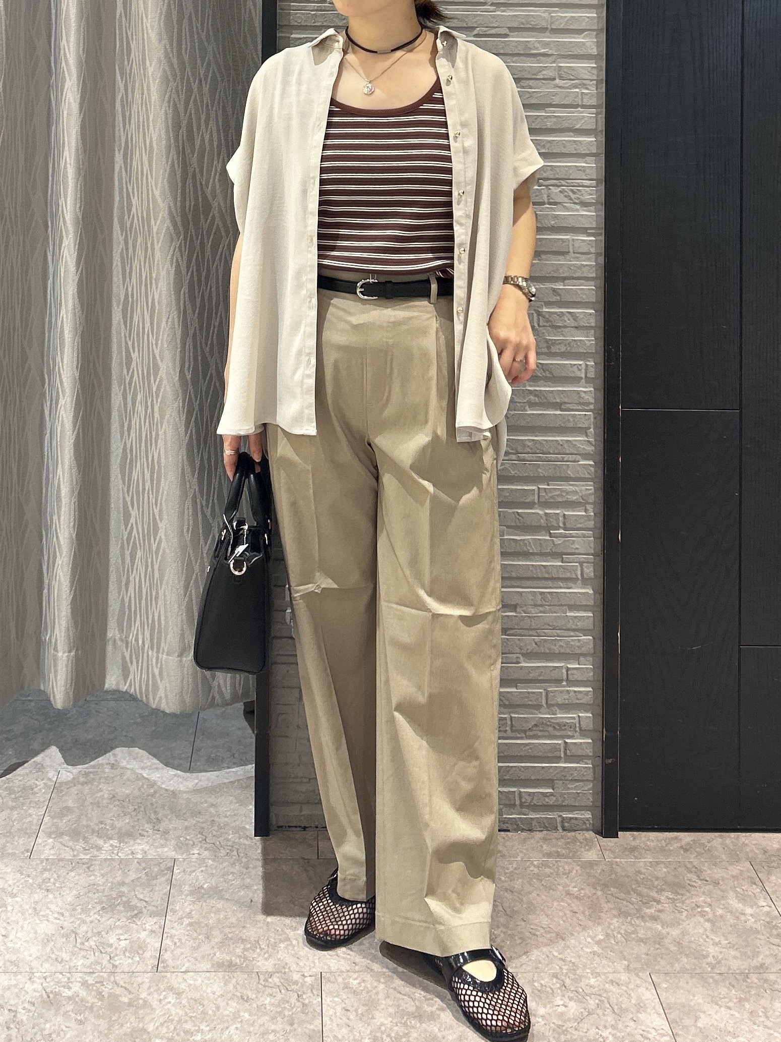 ga_riさんの「THE SHOP TK｜【ひんやり/防しわ/UV/吸水速乾】襟付き フレンチスリーブシャツ」を使ったコーディネート