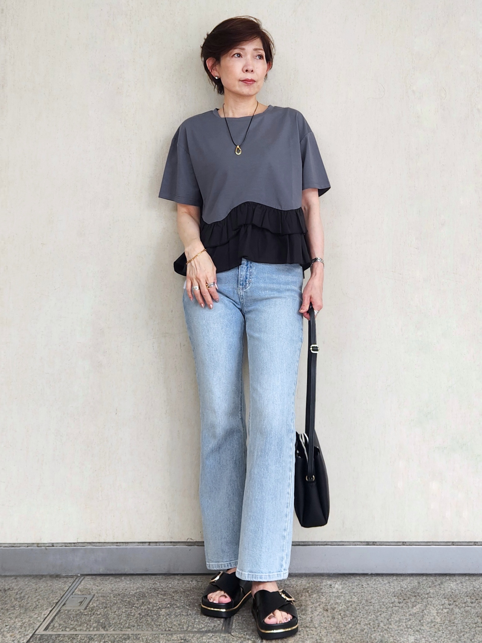 milkyさんの「OPAQUE.CLIP｜裾フリルドッキングTシャツ【洗濯機OK】」を使ったコーディネート