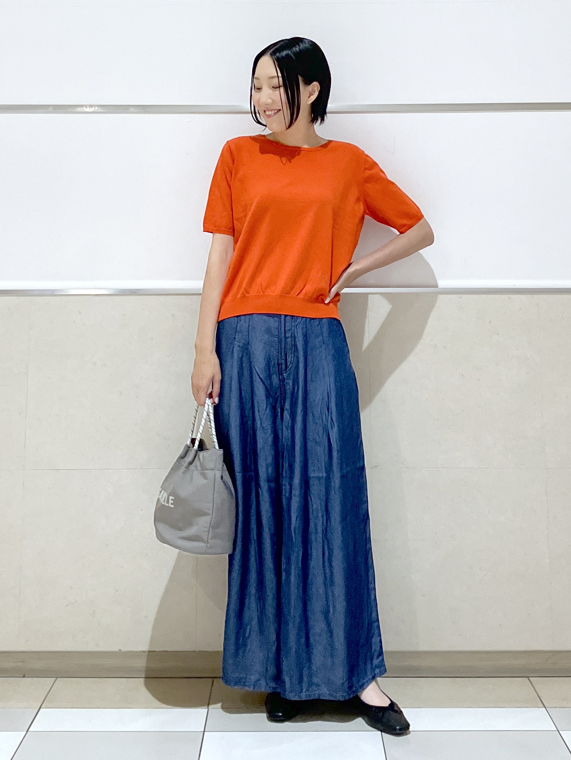eriko さんの「Dessin｜【9色展開/接触冷感/UVカット】ドライタッチサマーニットT」を使ったコーディネート
