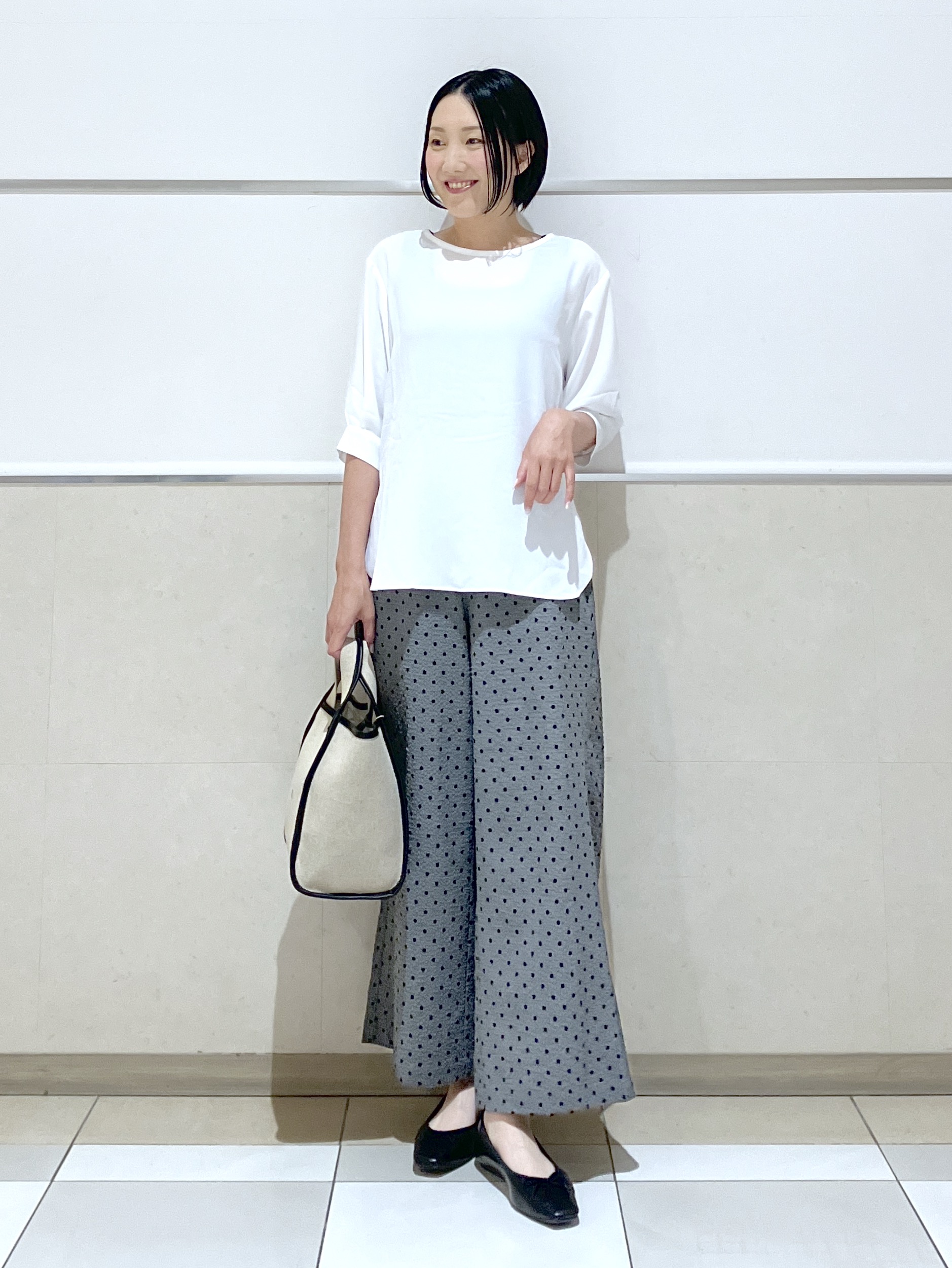 eriko さんの「Dessin｜ライトジョーゼットハーフスリーブブラウス」を使ったコーディネート