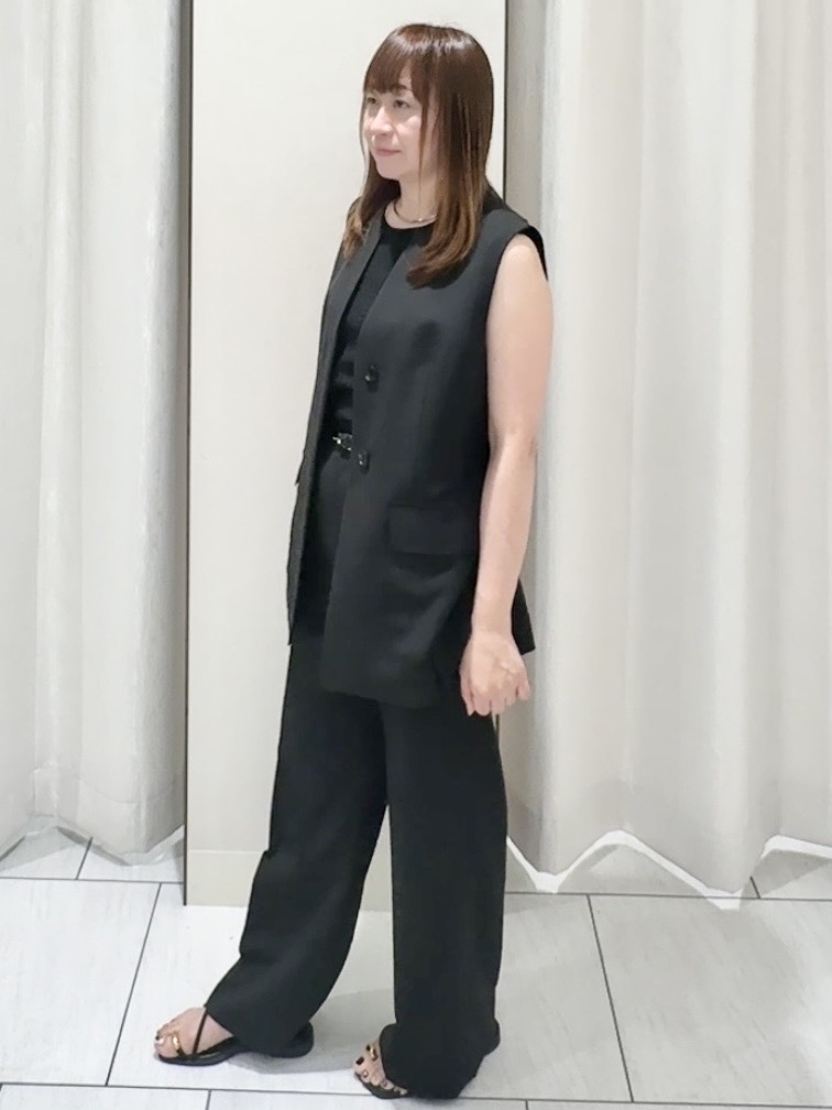 ʏᴜᴋɪᴋᴏさんの「UNTITLED｜【セットアップ可/UV/接触冷感】スラブキーネックジレ」を使ったコーディネート
