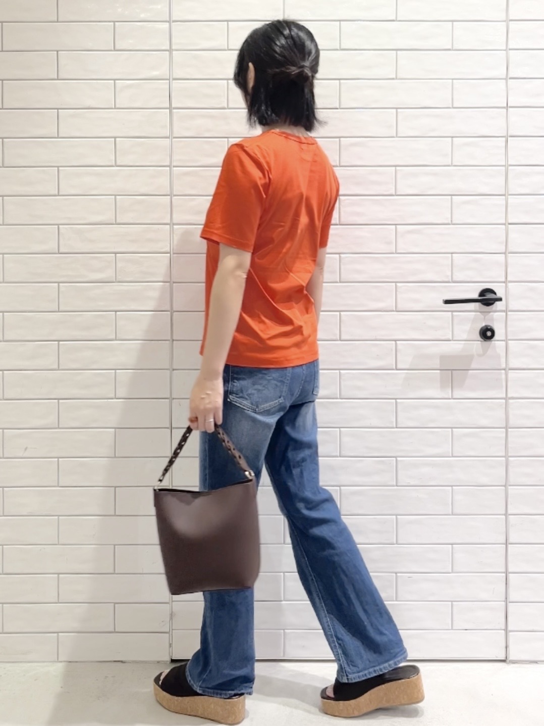 しおりさんの「OPAQUE.CLIP｜ベーシックTシャツ／オーガニックコットン混【洗濯機OK】」を使ったコーディネート