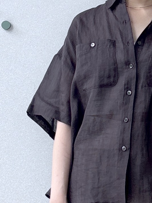 saitoさんの「DRESSTERIOR｜ピュアラミー シャツ」を使ったコーディネート