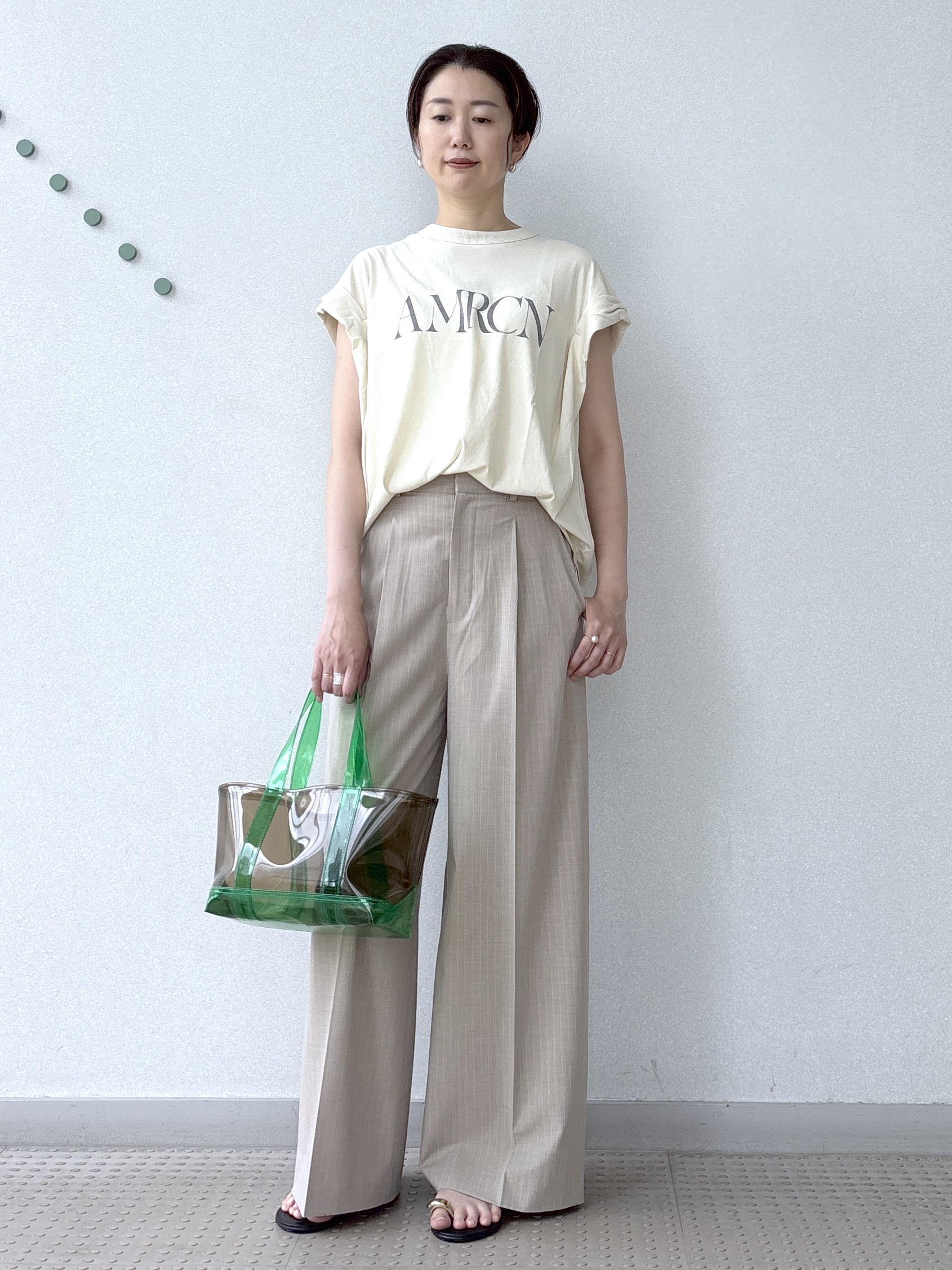 saitoさんの「DRESSTERIOR｜AMERICANA（アメリカーナ）ロールアップTシャツ」を使ったコーディネート