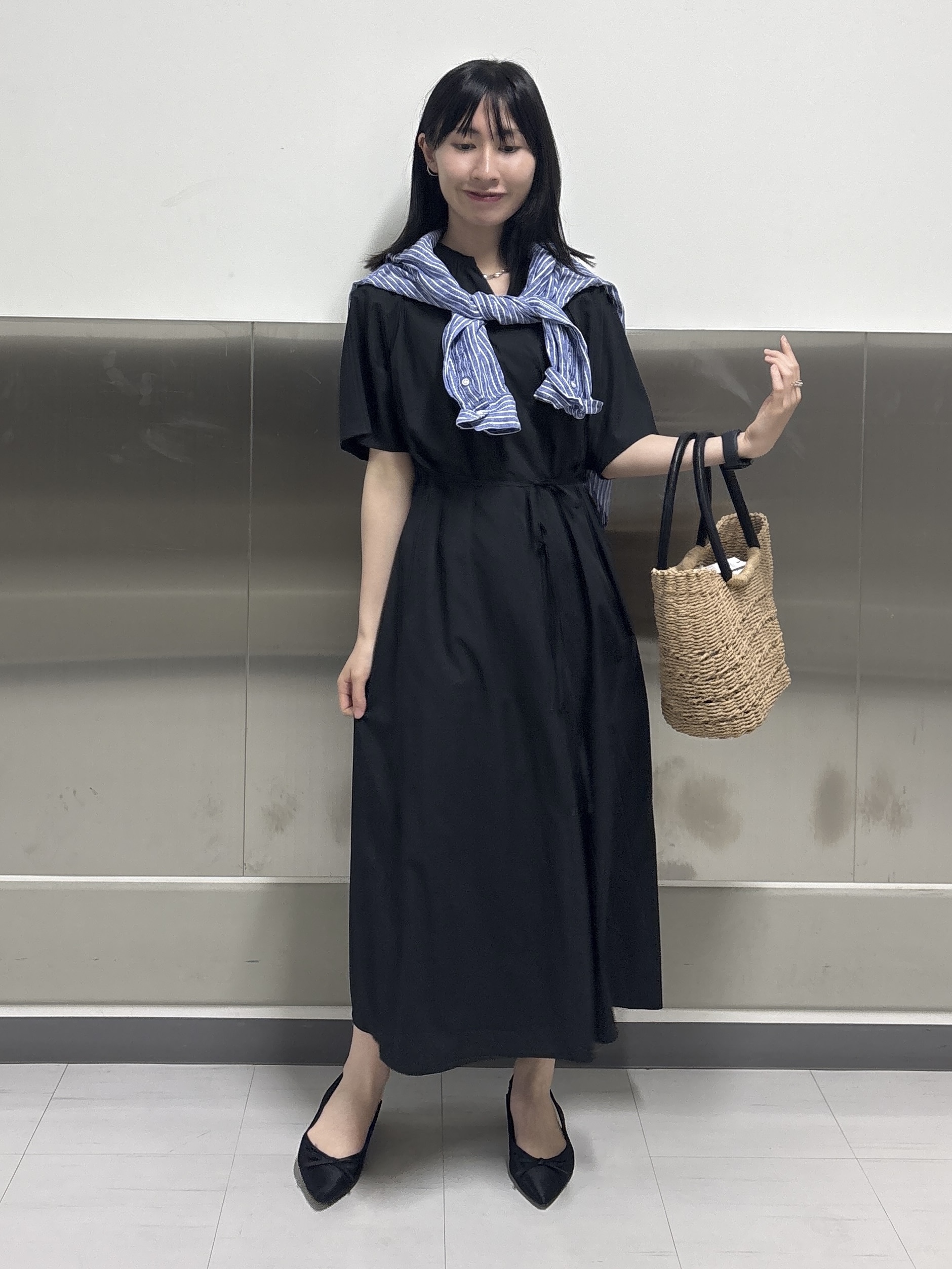 Yoshimiさんの「INDIVI｜【撥水／UVカット】ベルト付きワンピース」を使ったコーディネート