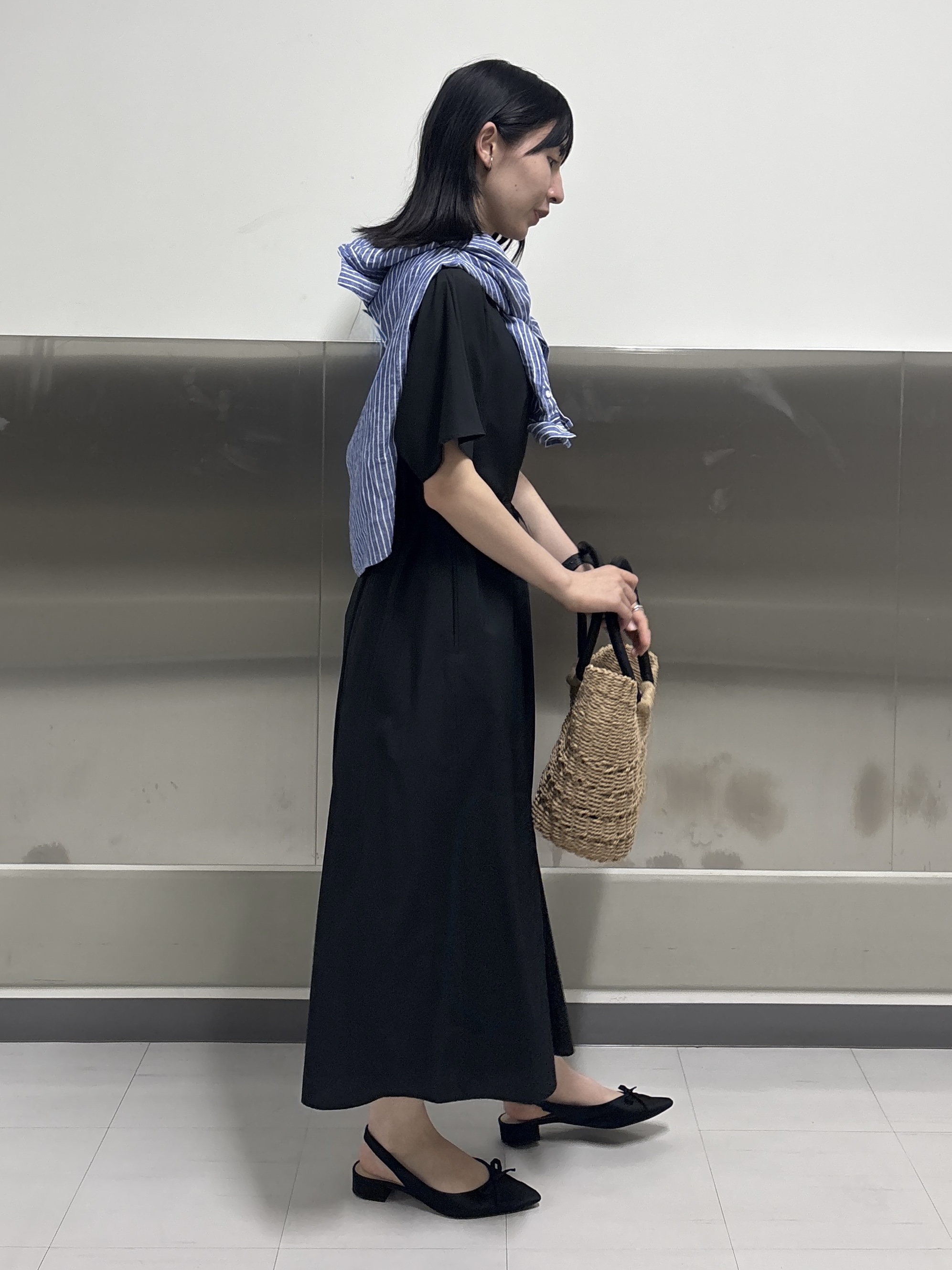 Yoshimiさんの「INDIVI｜【撥水／UVカット】ベルト付きワンピース」を使ったコーディネート