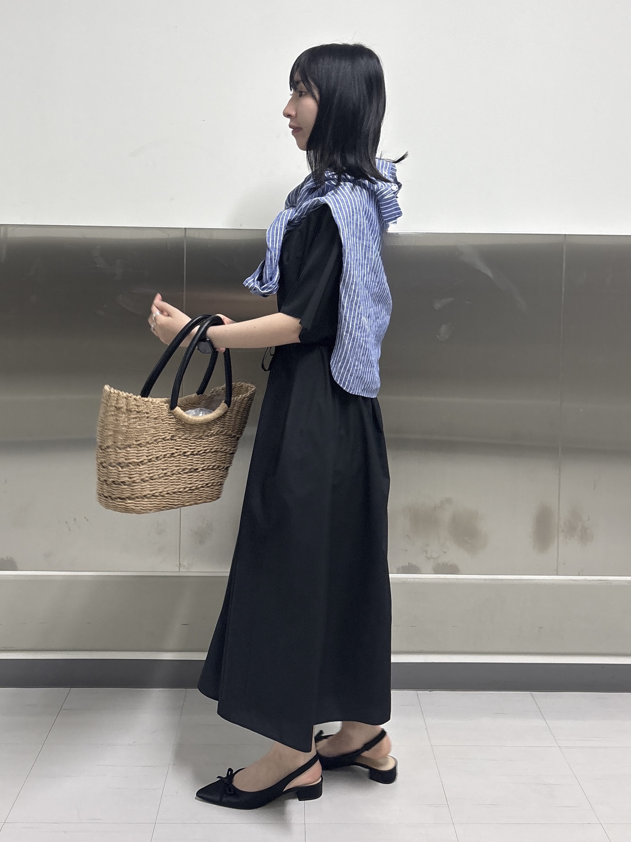 Yoshimiさんの「INDIVI｜【撥水／UVカット】ベルト付きワンピース」を使ったコーディネート