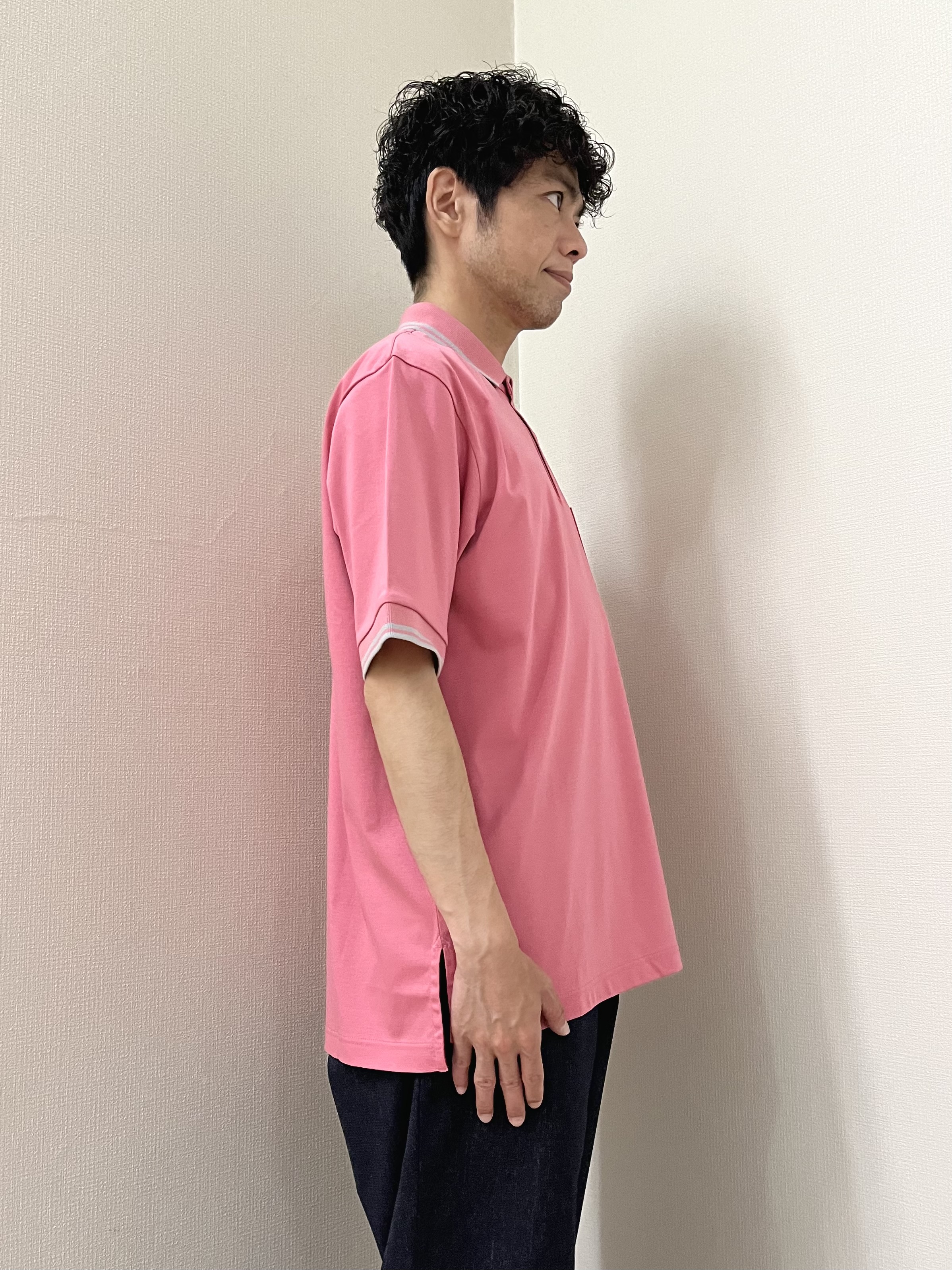 URAさんの「TAKEO KIKUCHI｜【BOWLER HAT LABEL】アイスクリアコットン ボーラーハットウォーカー ポロシャツ」を使ったコーディネート