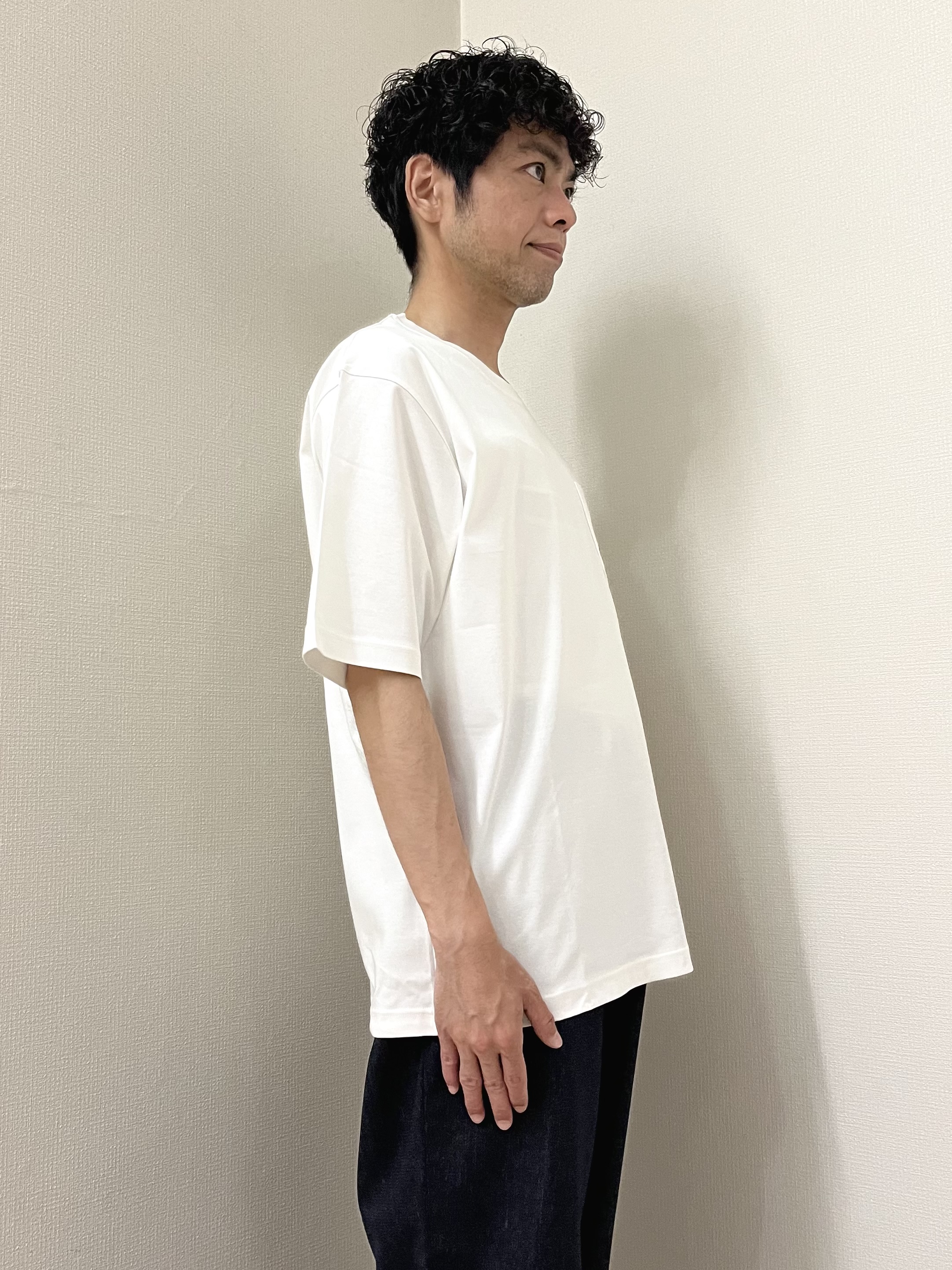 URAさんの「TAKEO KIKUCHI｜【BOWLER HAT LABEL】トロピカルフローラル レーヨンシャツ」を使ったコーディネート