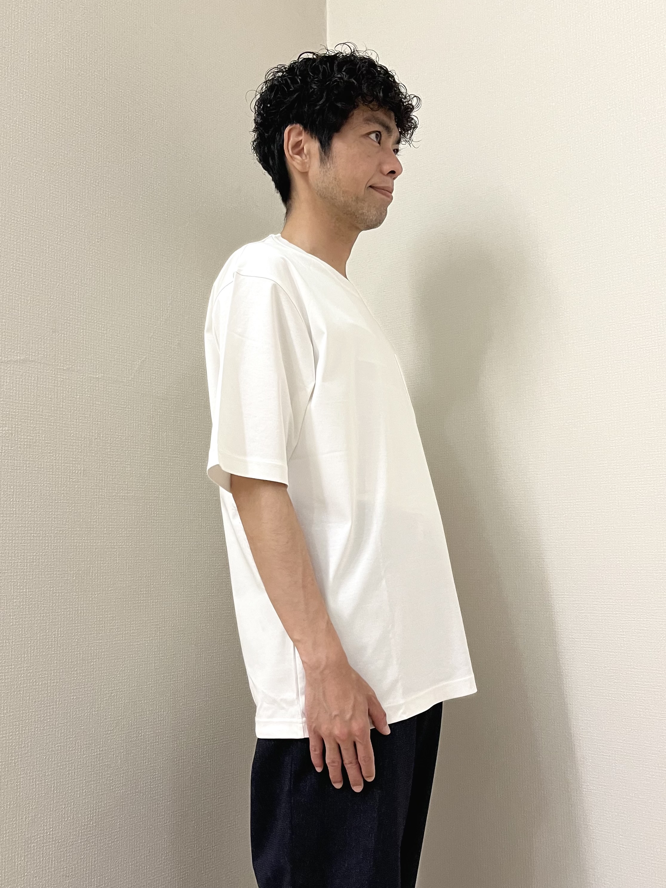URAさんの「TAKEO KIKUCHI｜【BOWLER HAT LABEL】トロピカルフローラル レーヨンシャツ」を使ったコーディネート