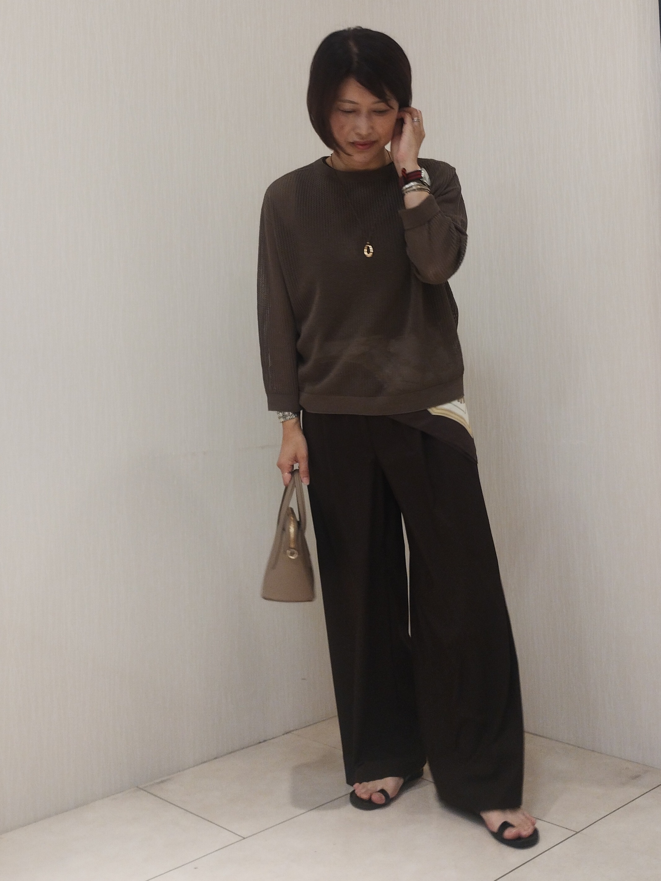 u&minus;macoさんの「UNTITLED｜シアーメッシュニット」を使ったコーディネート