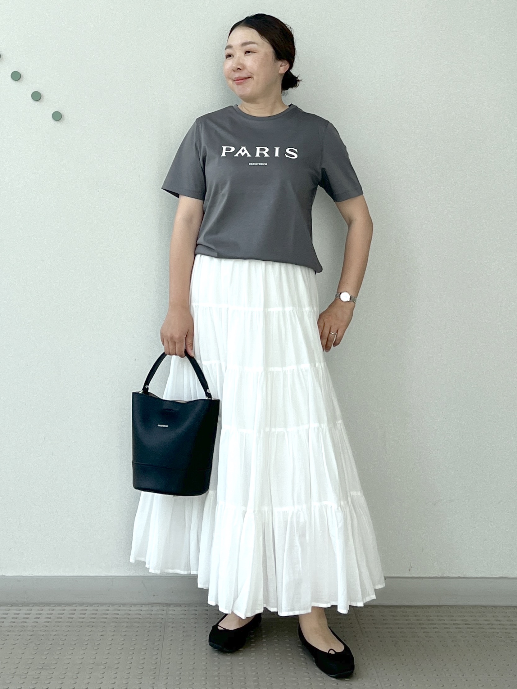 Soeさんの「DRESSTERIOR｜【接触冷感／抗菌防臭／消臭】アイスクリアコットン PARIS Tシャツ」を使ったコーディネート