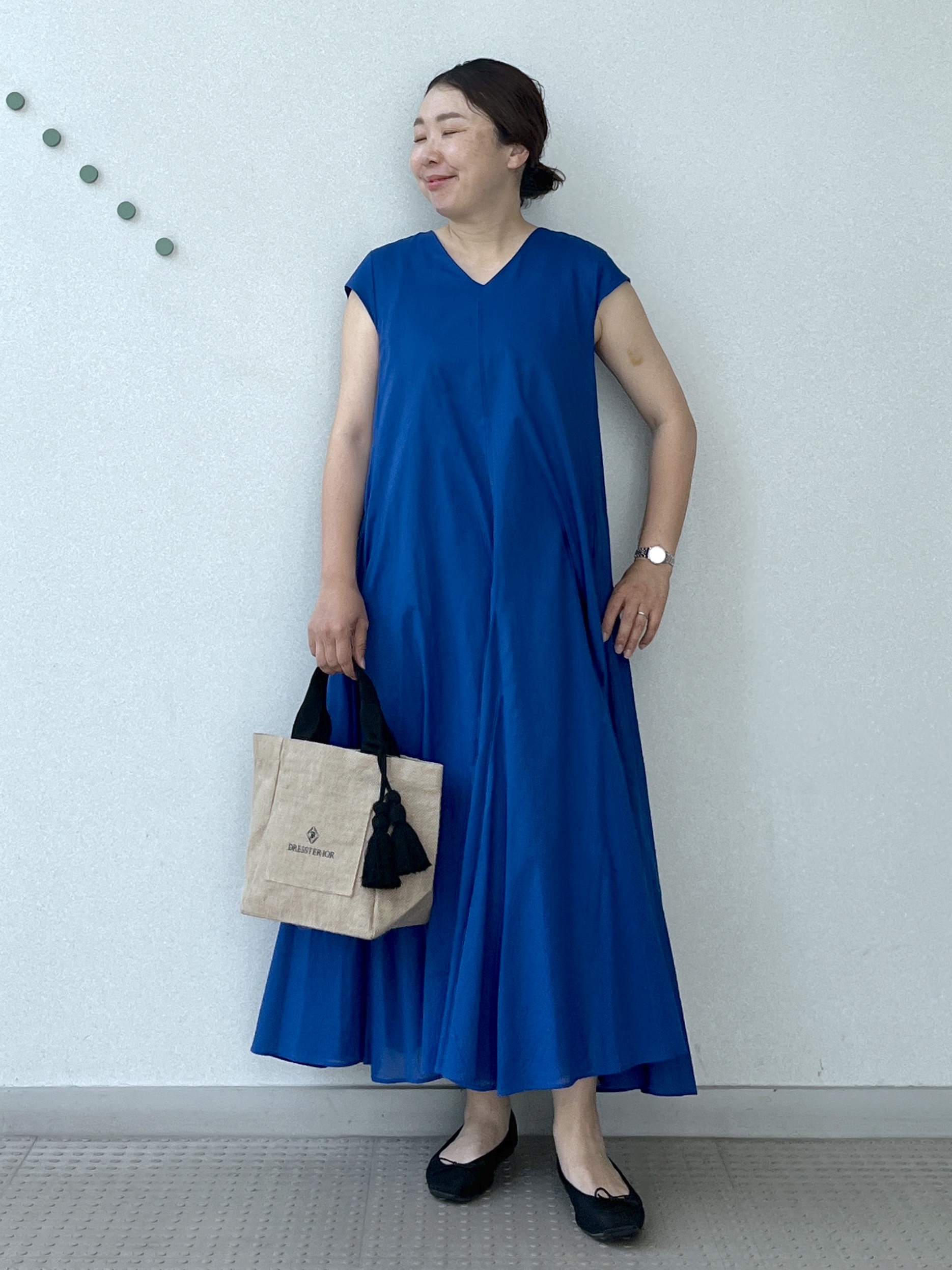 Soeさんの「DRESSTERIOR｜【きれいめ/ウォッシャブル】コットンローンフレンチスリーブワンピ」を使ったコーディネート