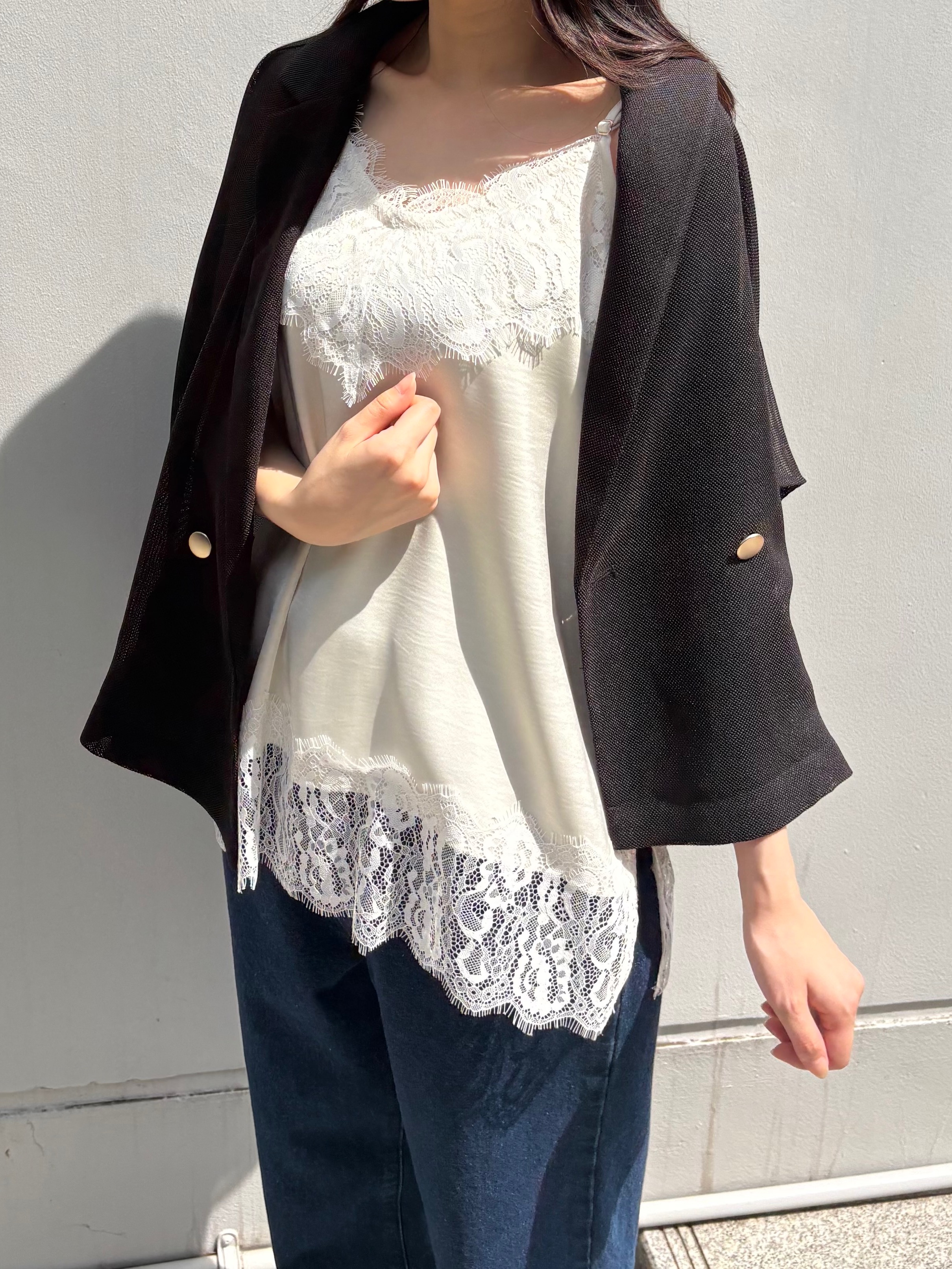 AOIさんの「Couture brooch｜【洗える】メッシュ調 半袖ジャケット」を使ったコーディネート
