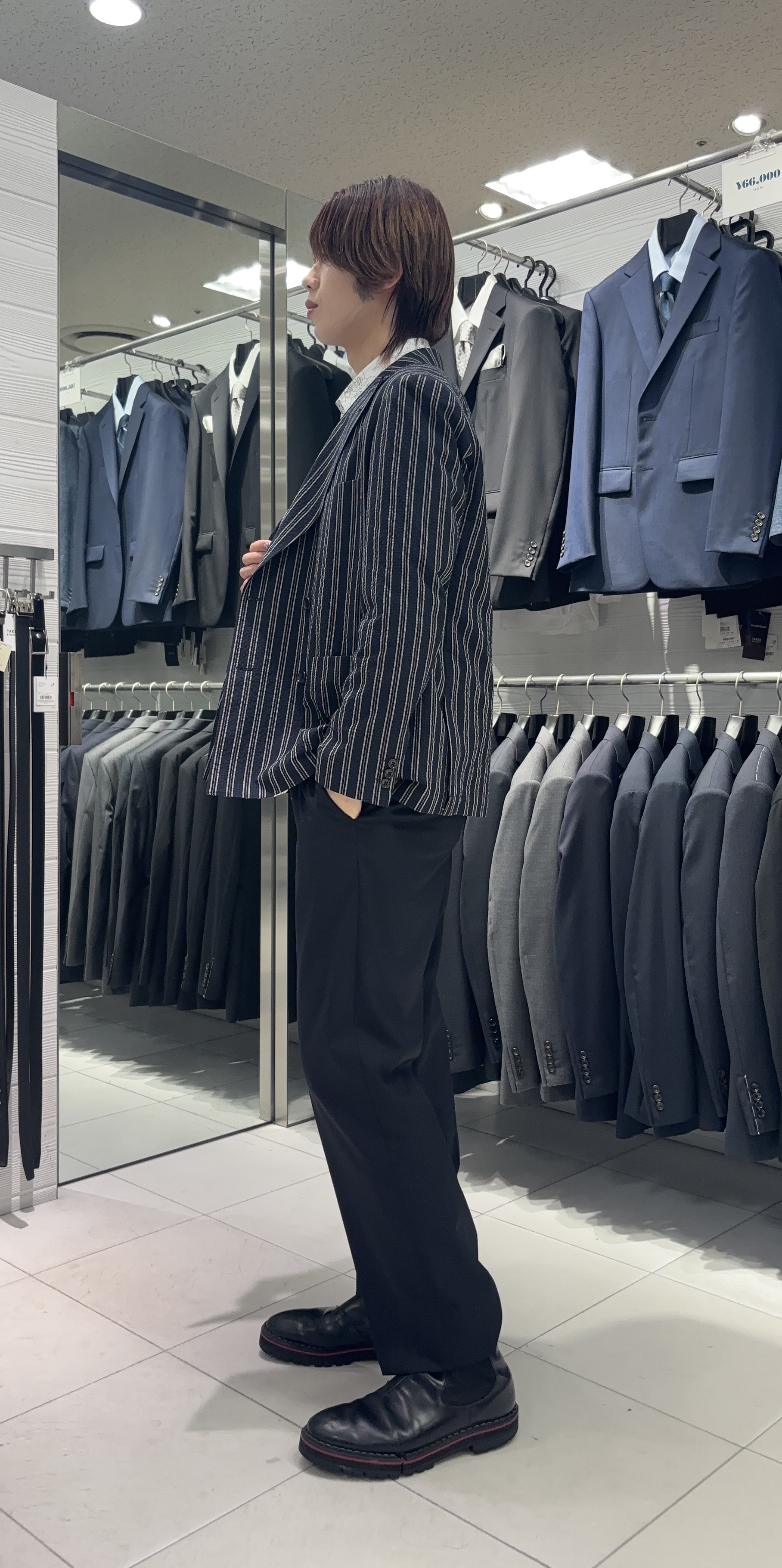 こうへいさんの「TAKEO KIKUCHI｜【BOWLER HAT LABEL】サッカーストライプ ダブルジャケット」を使ったコーディネート