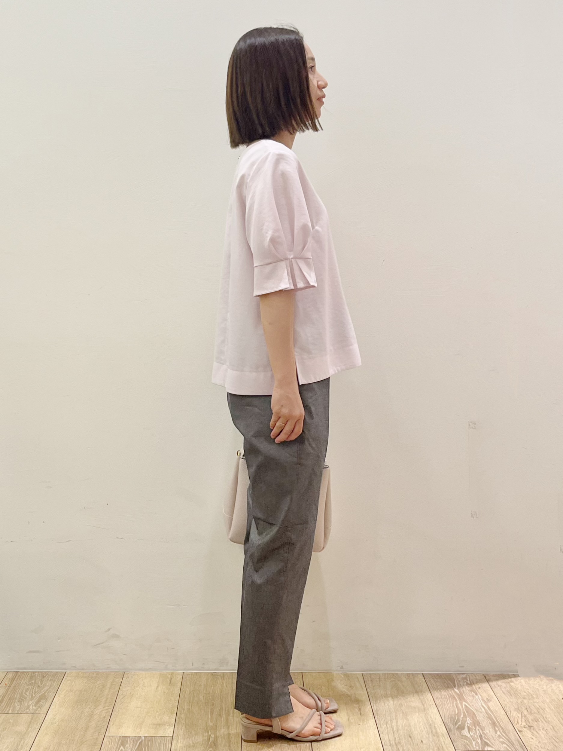 kcさんの「OPAQUE.CLIP｜【接触冷感】タックパフスリーブブラウス《吸水速乾／防シワ／洗濯機OK／XS～3L／6col》」を使ったコーディネート