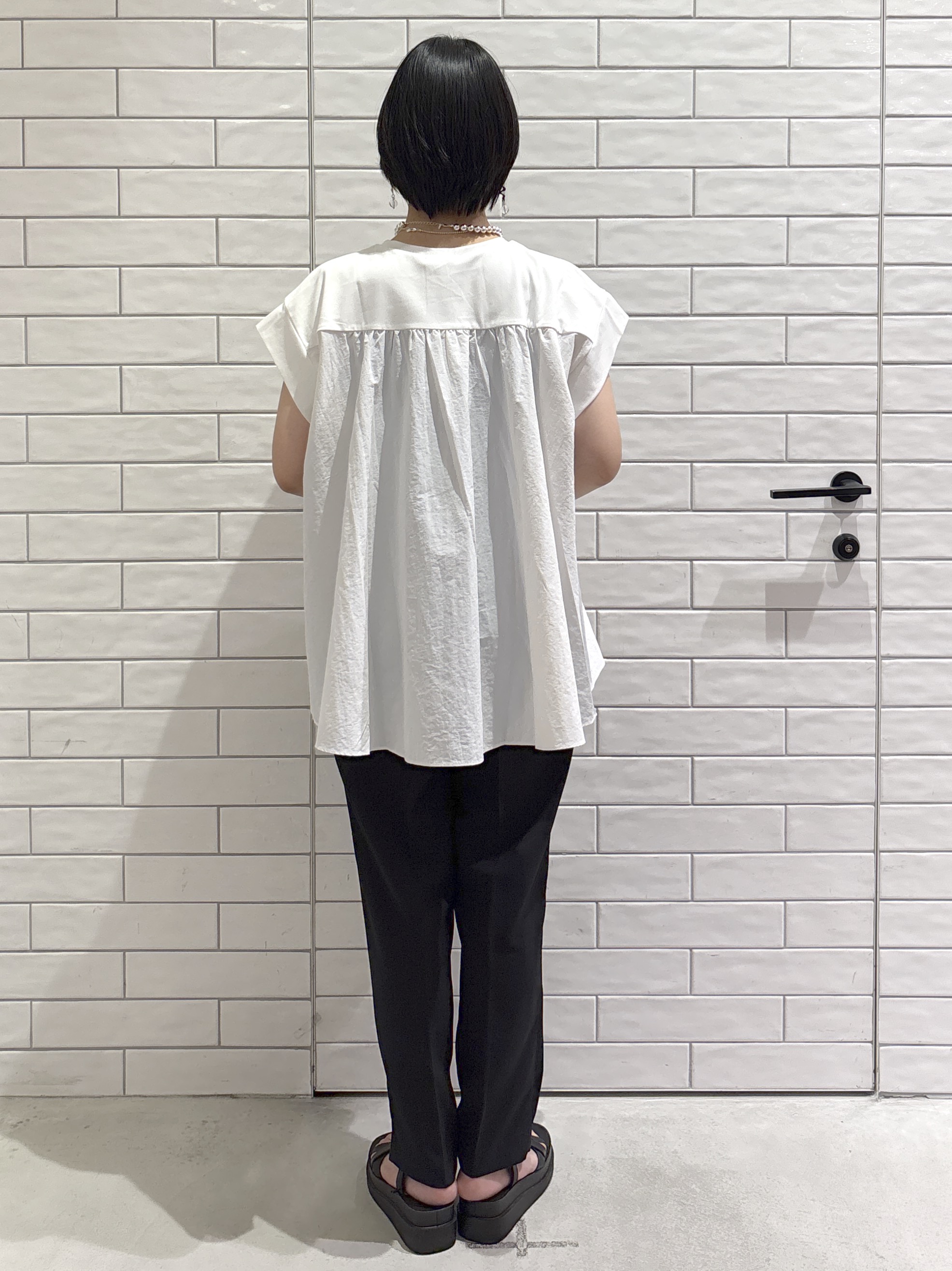 ayumiさんの「OPAQUE.CLIP｜【接触冷感】バックフレアドッキングカットソー《洗濯機OK》」を使ったコーディネート