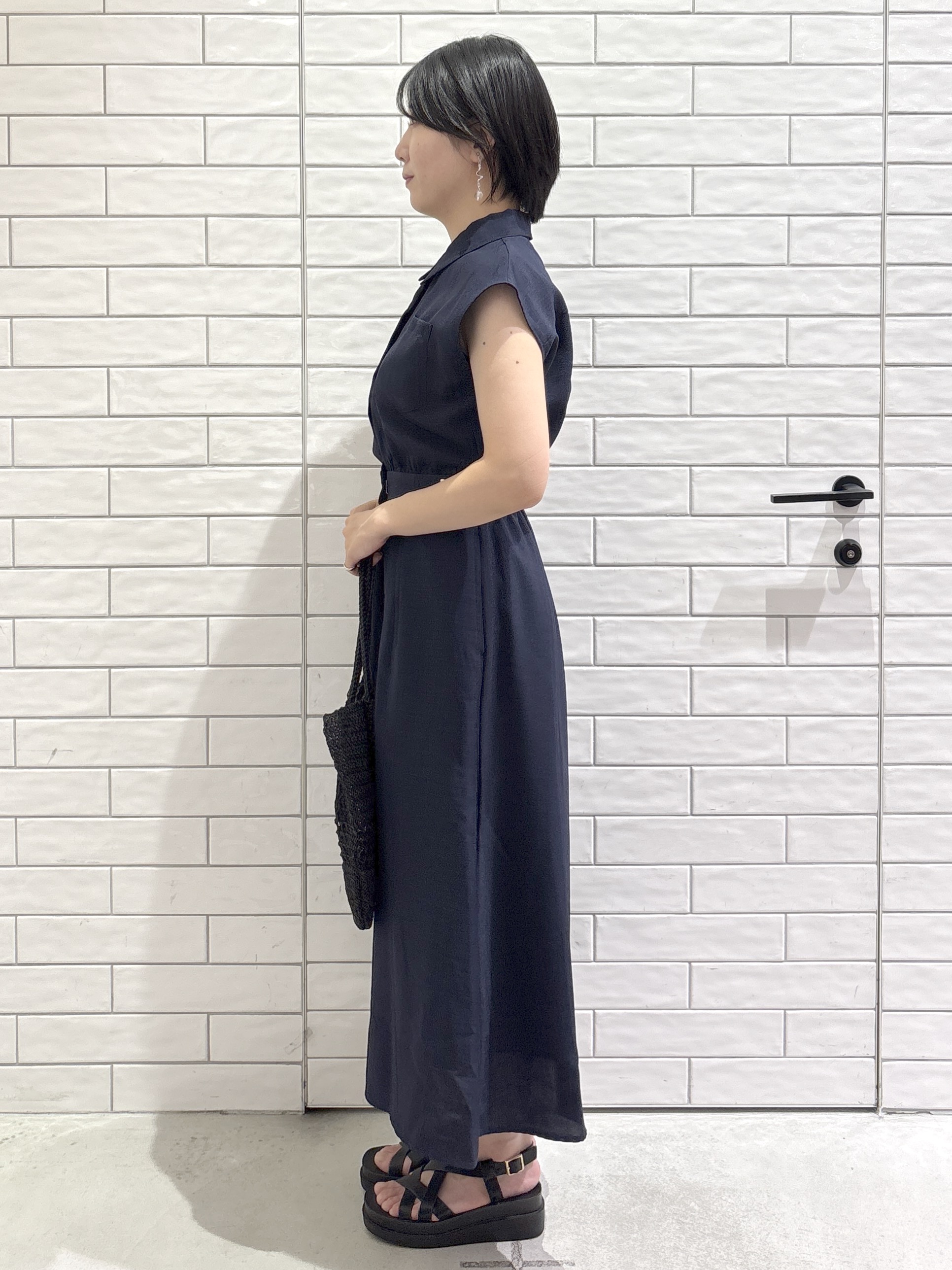 ayumiさんの「OPAQUE.CLIP｜【接触冷感／吸水速乾】フレンチスリーブシャツワンピース《イージーアイロン／洗濯機OK》」を使ったコーディネート