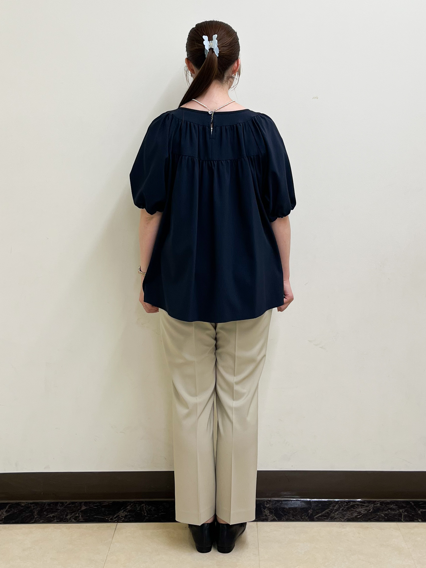 mikikoさんの「Reflect｜ギャザーデザインブラウス」を使ったコーディネート