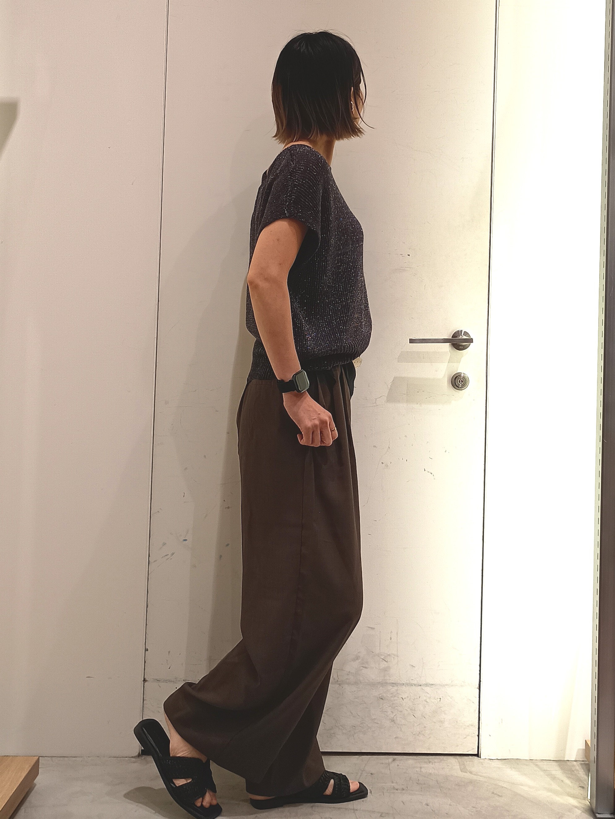 shinkoさんの「OPAQUE.CLIP｜ラメメッシュ フレンチスリーブニット【洗濯機OK】」を使ったコーディネート
