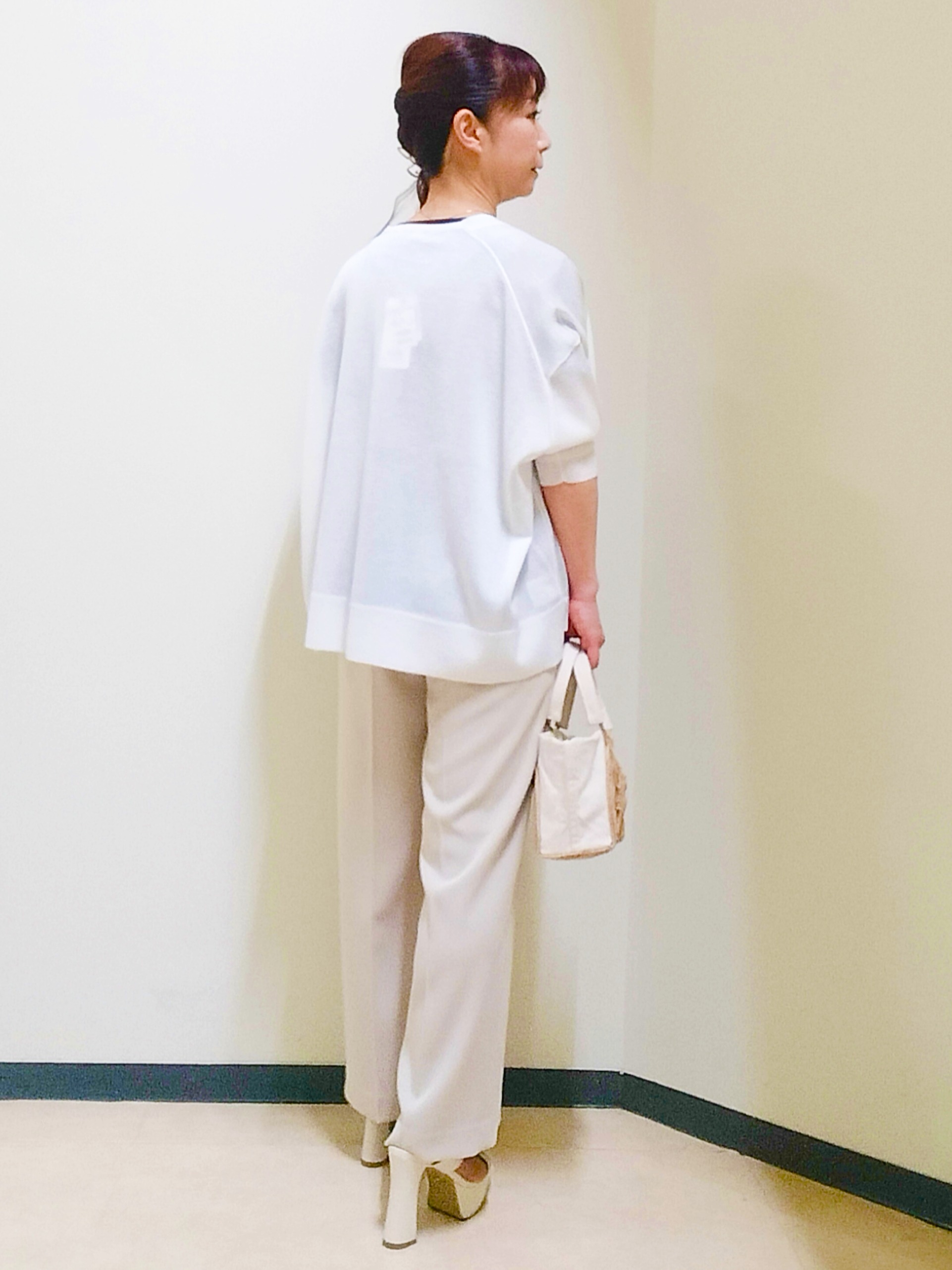 花さんの「Reflect｜【UVカット／接触冷感／吸水速乾】タックデザインフレアトップス」を使ったコーディネート