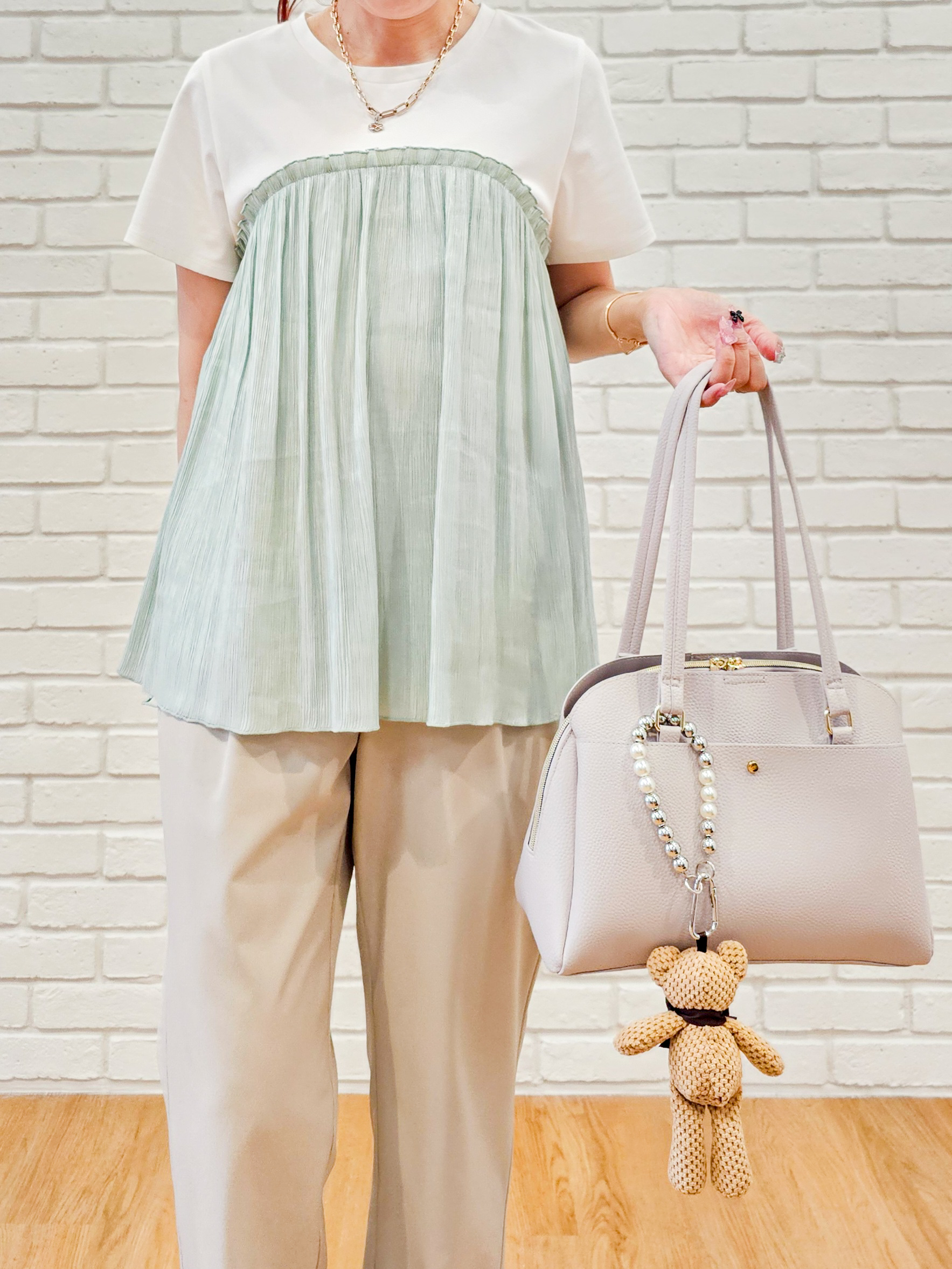 ゆゆさんの「SHOO･LA･RUE｜【ひんやり/S-LL】1枚でインせず決まる きらきらビスチェ風Tシャツ」を使ったコーディネート