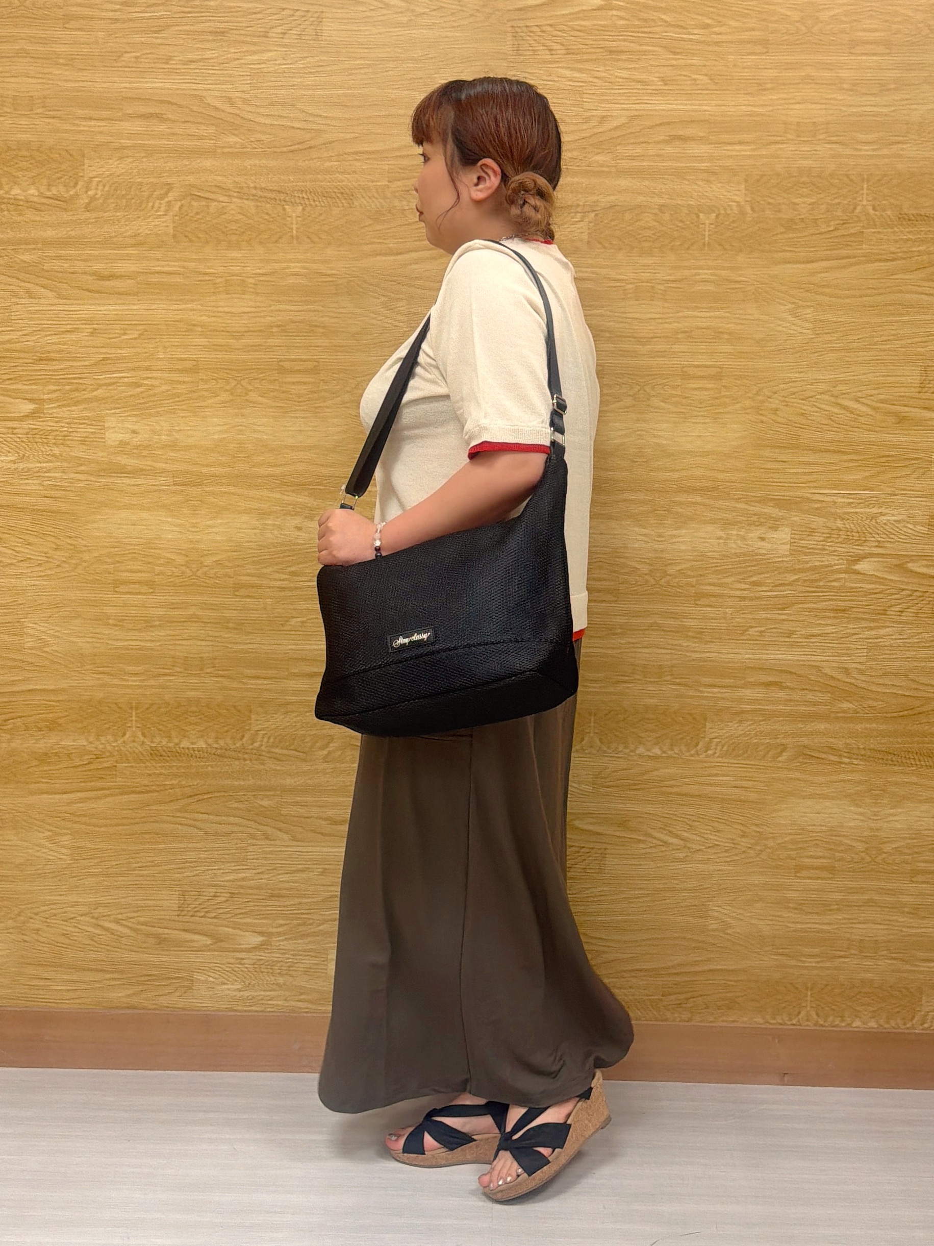 ぁむさんの「SHOO･LA･RUE｜【二の腕隠れる/コットン混】配色使いで差がつく 洗える五分袖ニット」を使ったコーディネート