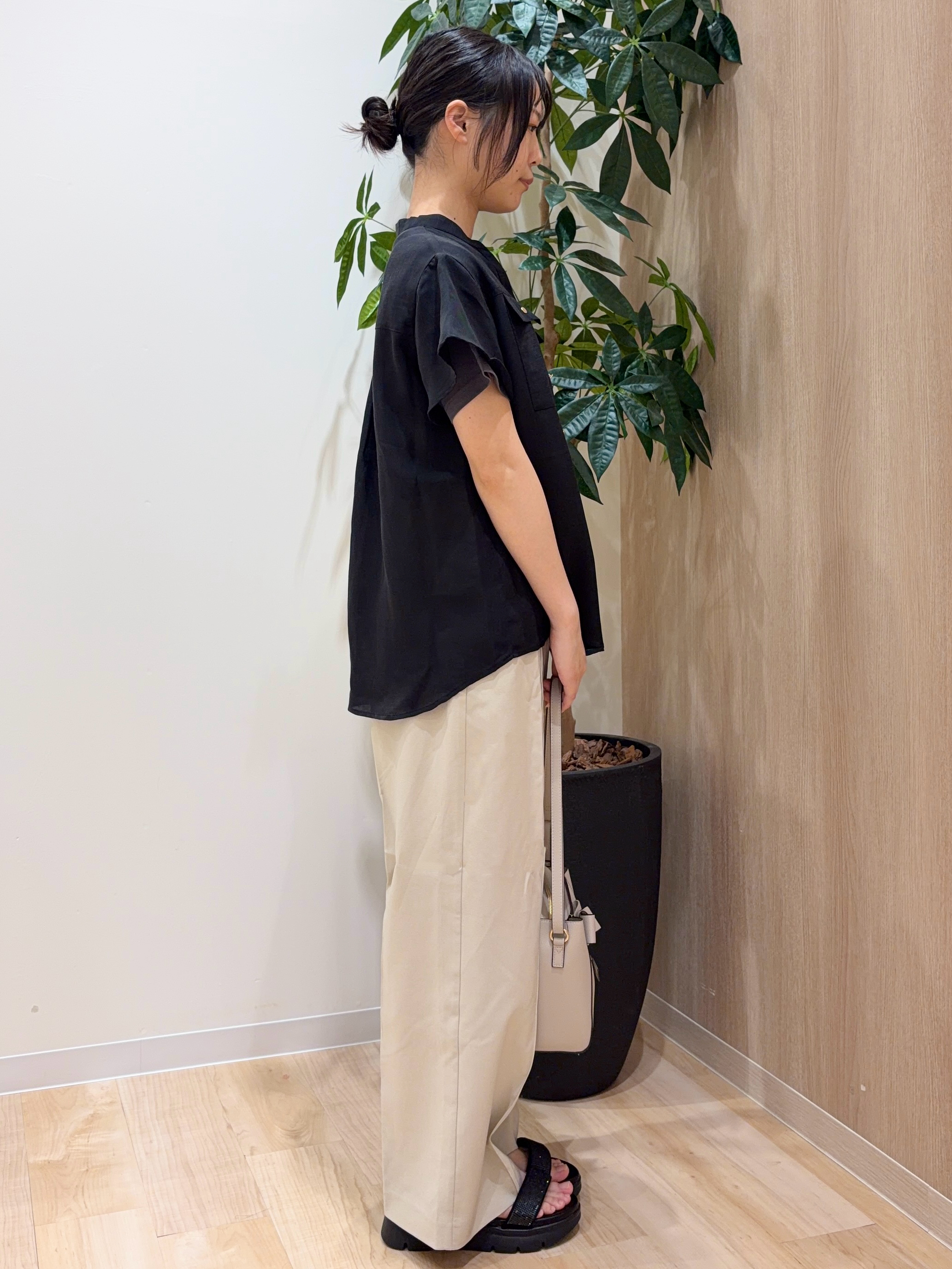 ayaneさんの「grove｜【遮熱／吸水速乾／接触冷感／UVカット】ベーシックロゴTシャツ」を使ったコーディネート