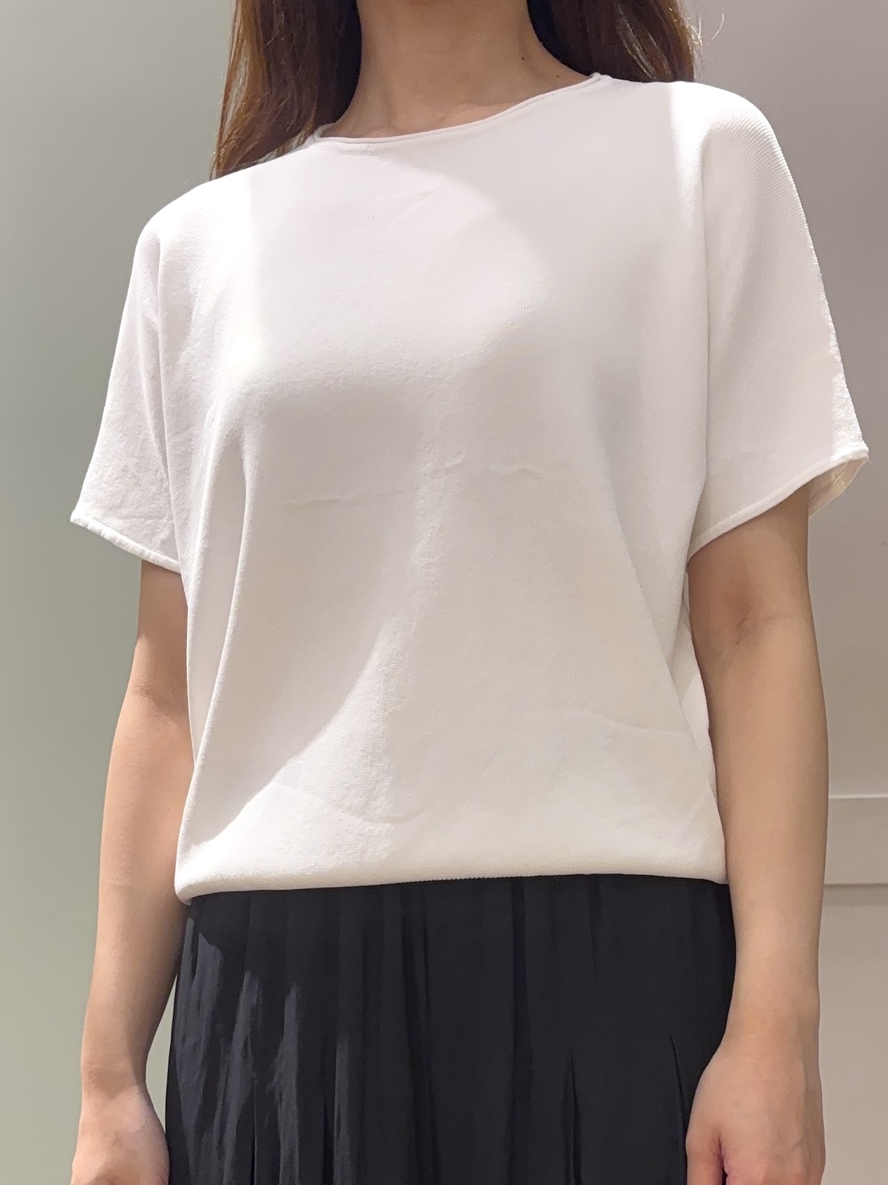 しばみさんの「grove｜【シリーズ累計36万枚！名品ニット】やわらかドライタッチ ドルマンニット」を使ったコーディネート