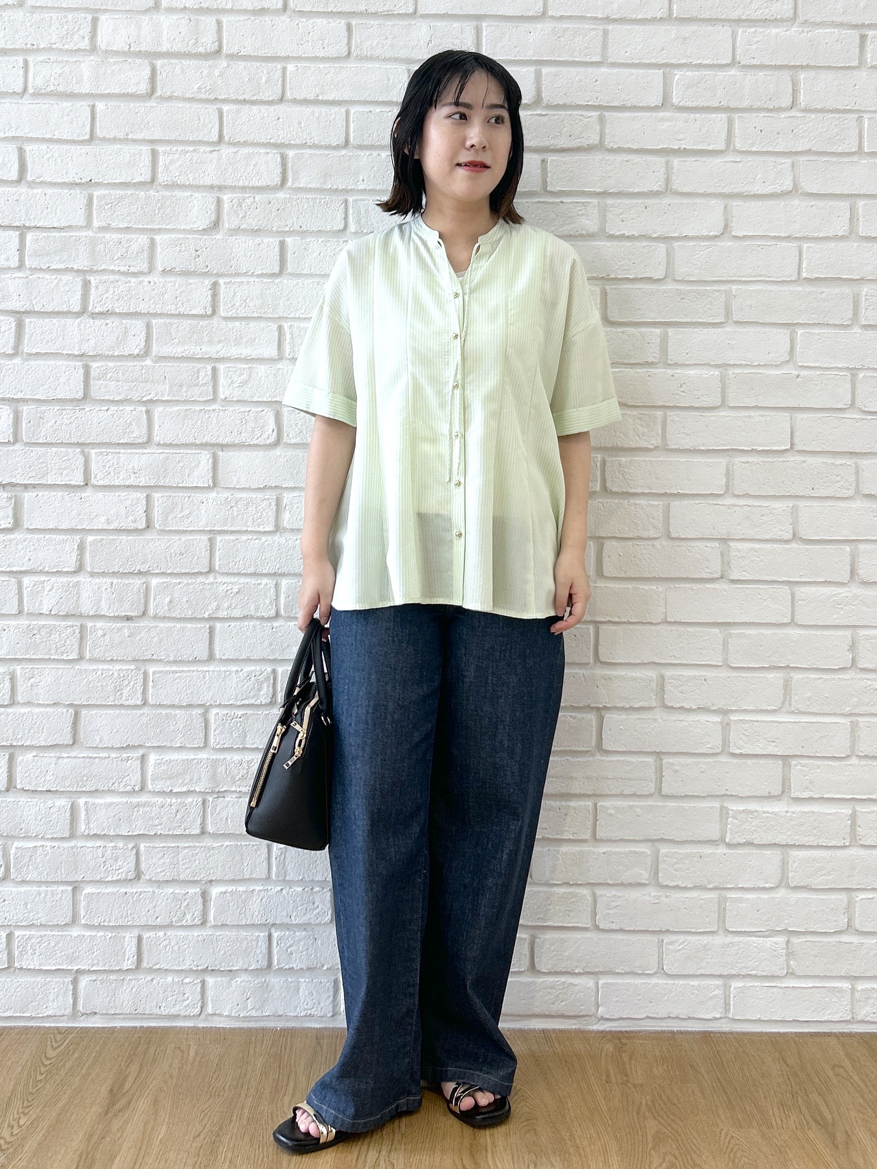 Hirokaさんの「grove｜【洗濯機OK・ひんやり】さらっと軽やか、夏のフレアシャツ」を使ったコーディネート